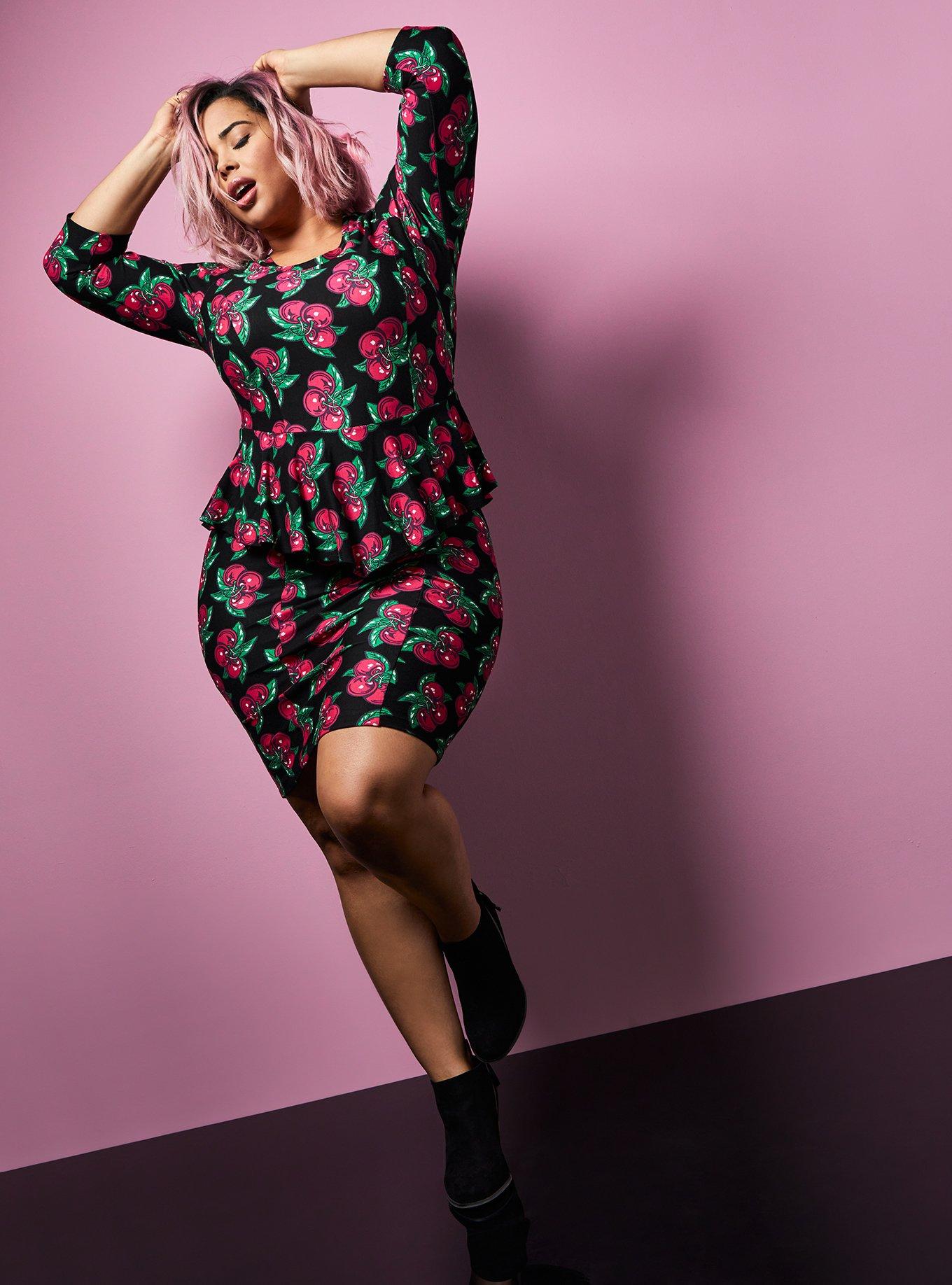 Plus Size Floral Peplum Dress - Black