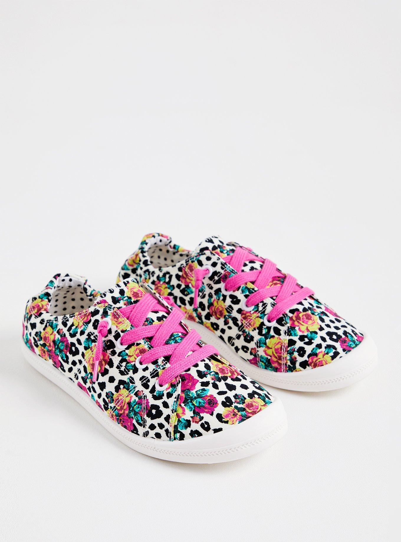 Betsey johnson hot sale baby shoes