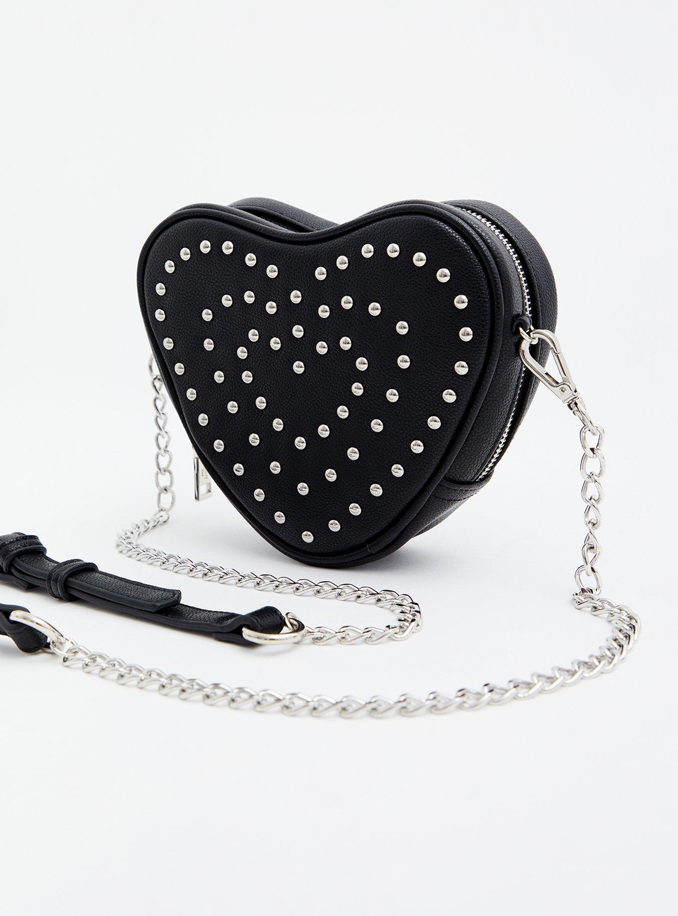 Betsey johnson purse hot sale with hearts