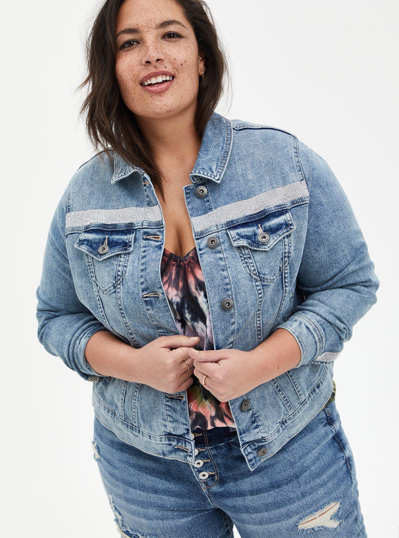 Plus Size - Embellished Denim Jacket - Light Wash - Torrid