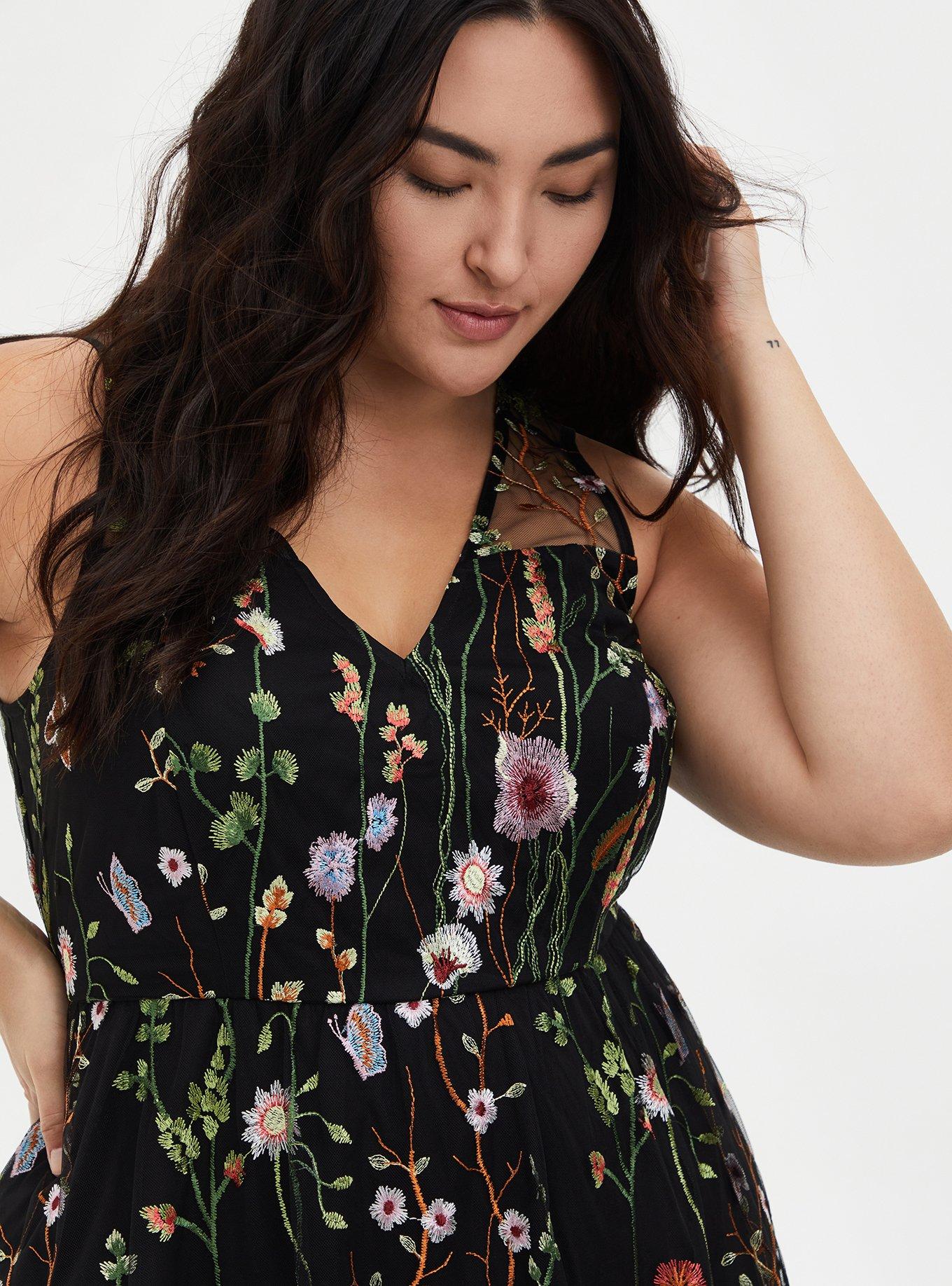 Plus Size - Maxi Mesh Embroidered Dress - Torrid