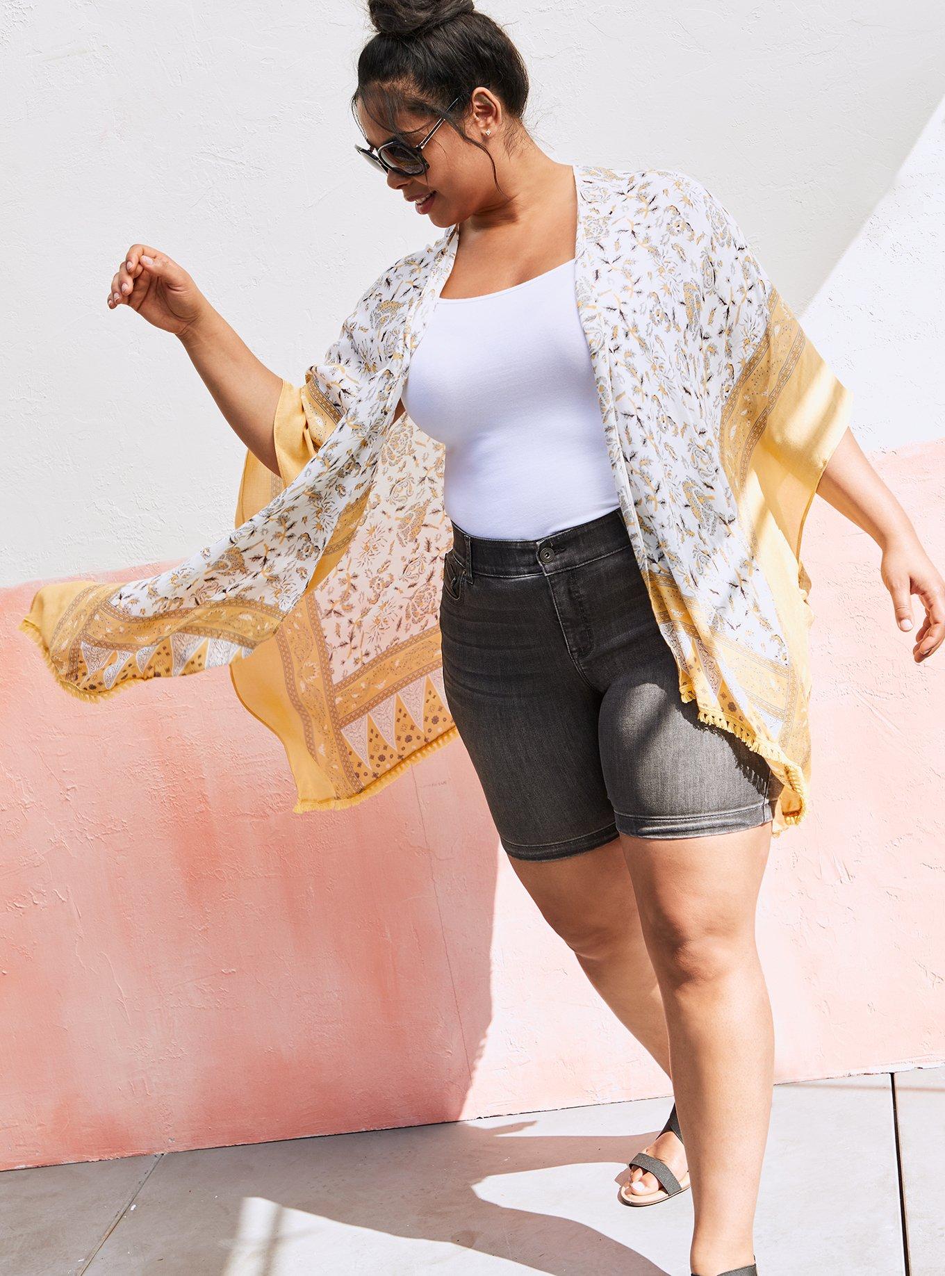 Plus Size Floral Border Print Ruana, , alternate