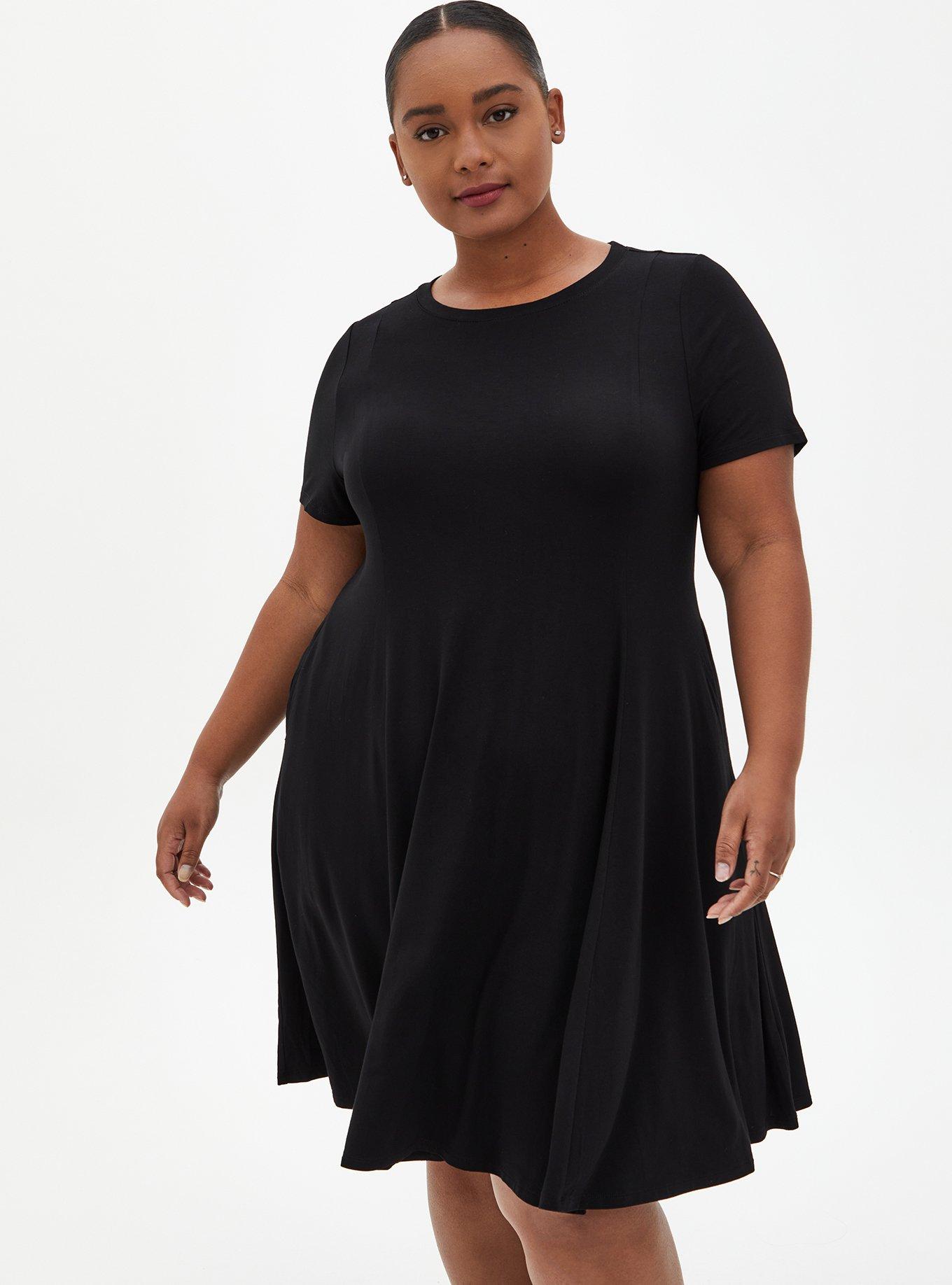 Plus size cocktail dresses on sale torrid