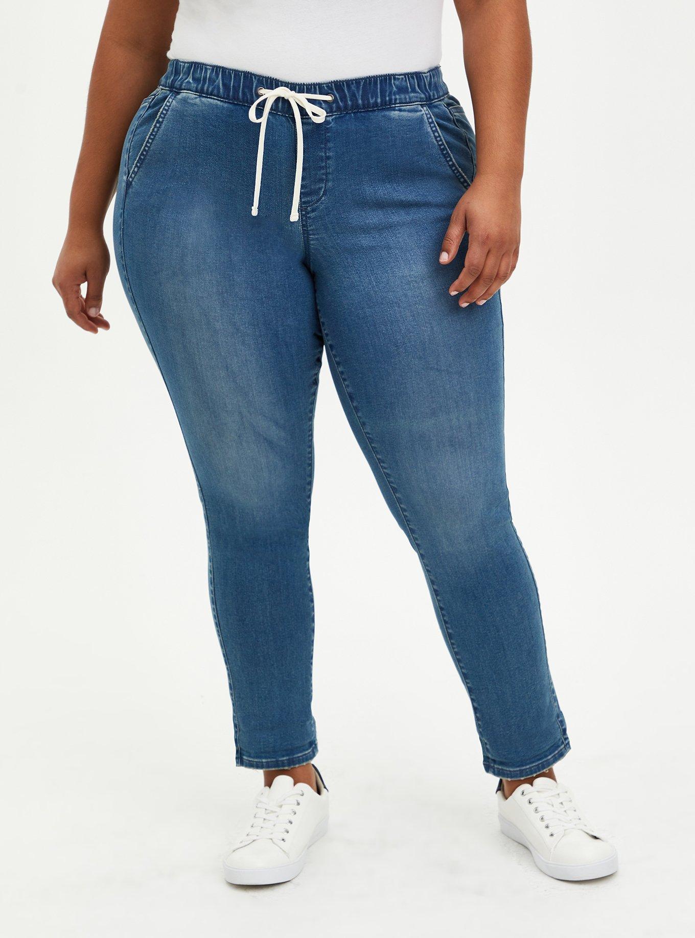 Plus Size - Pull-On Boyfriend Straight Super Soft Mid-Rise Jean - Torrid