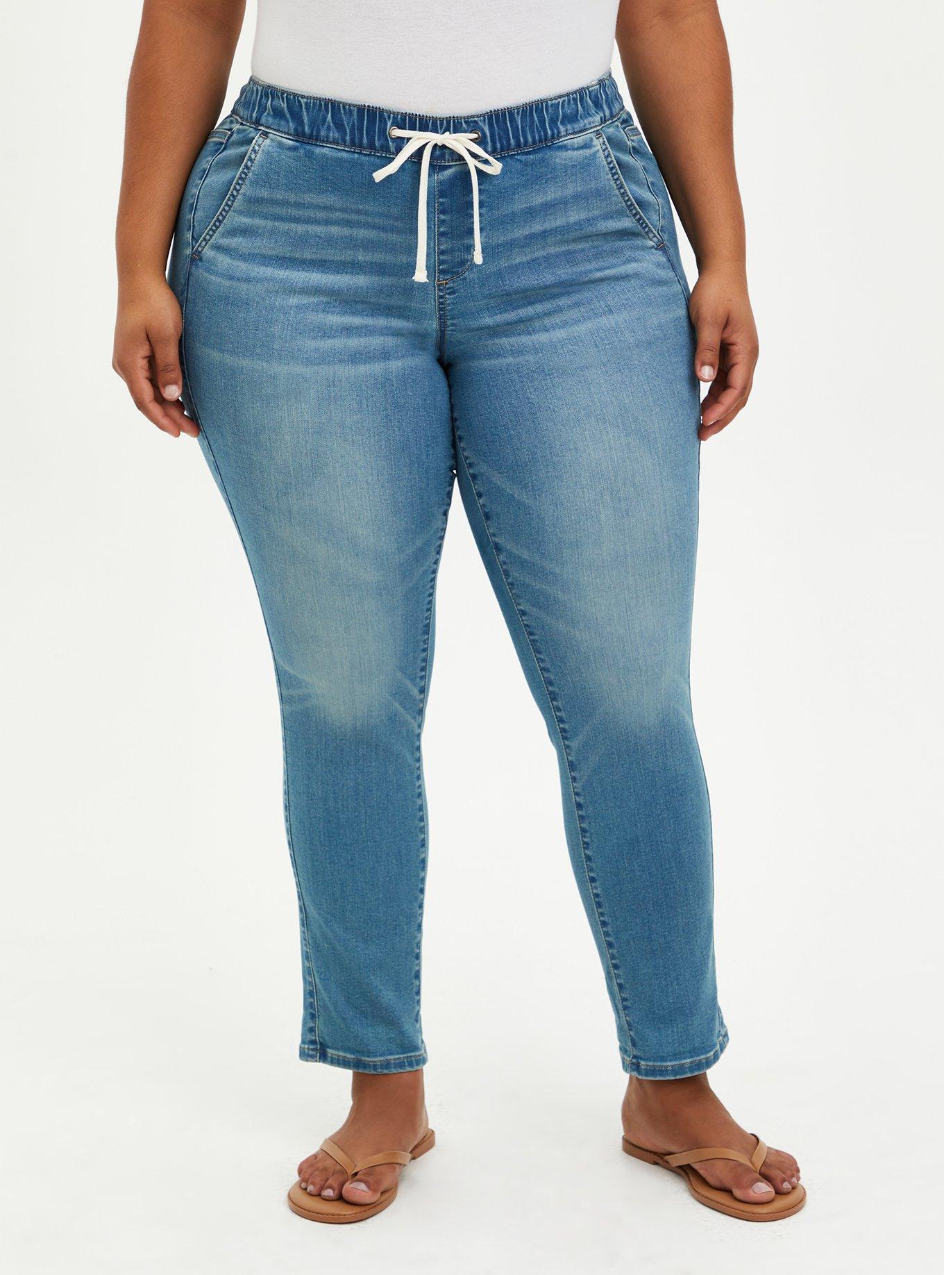 Plus Size - Pull-On Boyfriend Straight Super Soft Mid-Rise Jean - Torrid