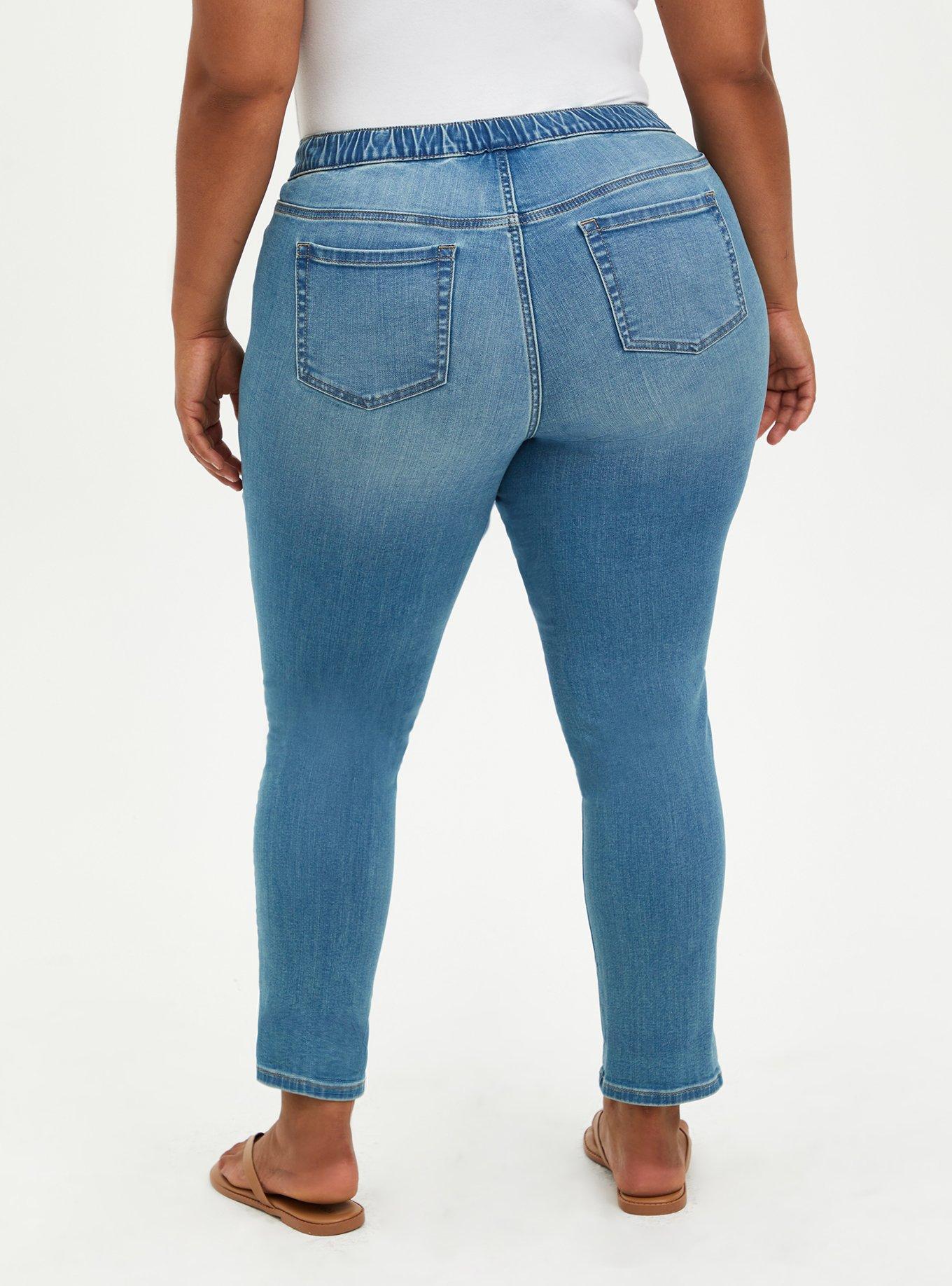 Plus Size - Pull-On Boyfriend Straight Super Soft Mid-Rise Jean - Torrid