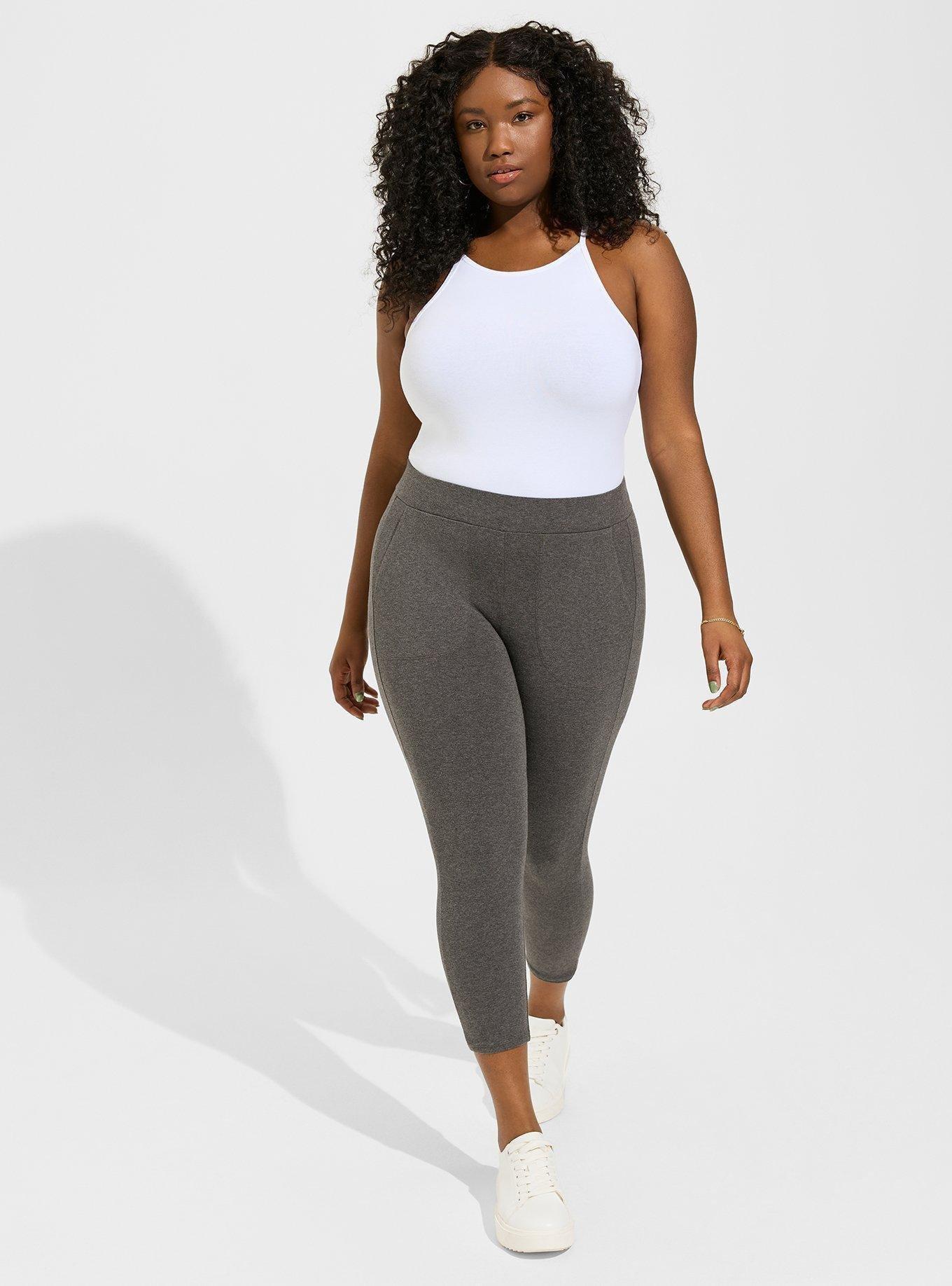 Plus Size Crop Signature Waist Pocket Premium Legging Torrid