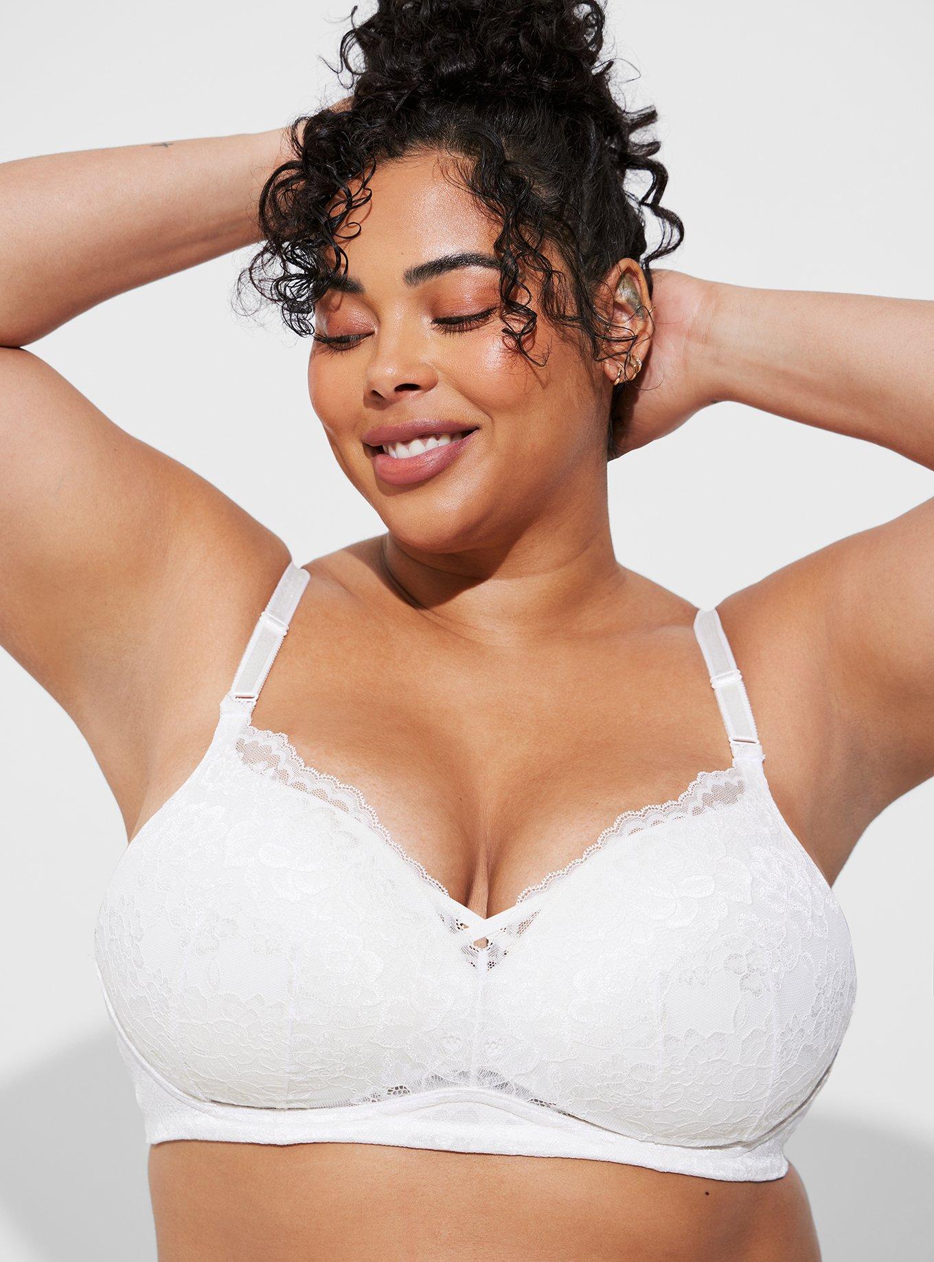 Maternity Bras for Larger Breasts: Finding Comfort and Confidence – SALOUR  LINGERIE