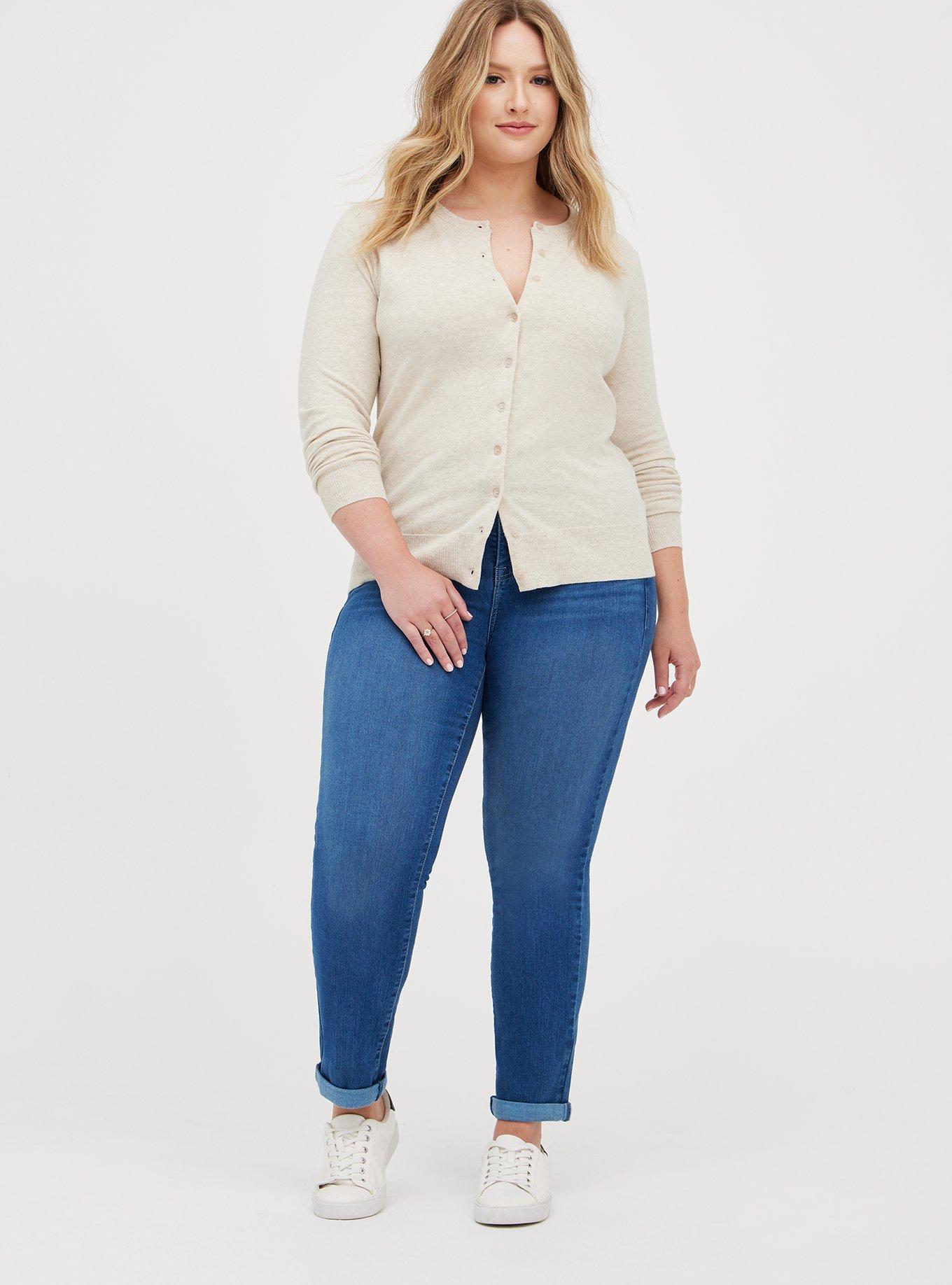 Everyday Plush Classic Cardigan Sweater, IVORY, alternate