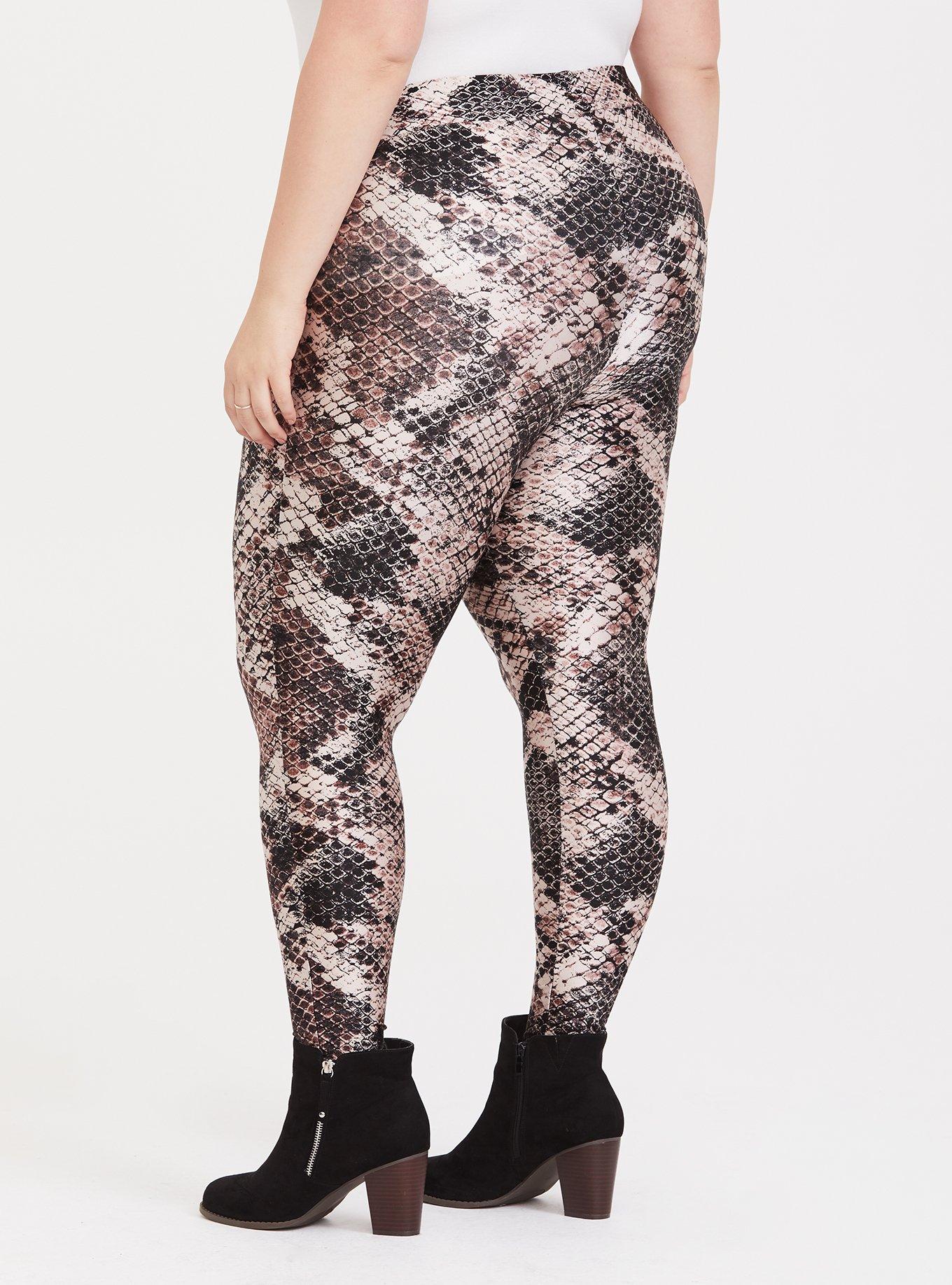 Buttery Smooth Cream Snakeskin Plus Size Leggings