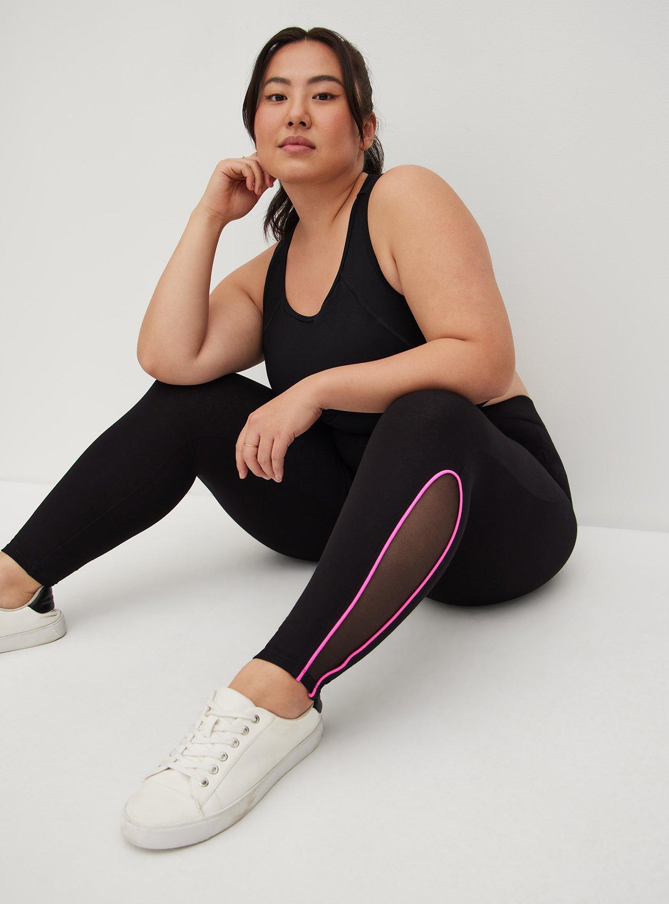 Plus Size - Black Side Mesh Inset Legging - Torrid