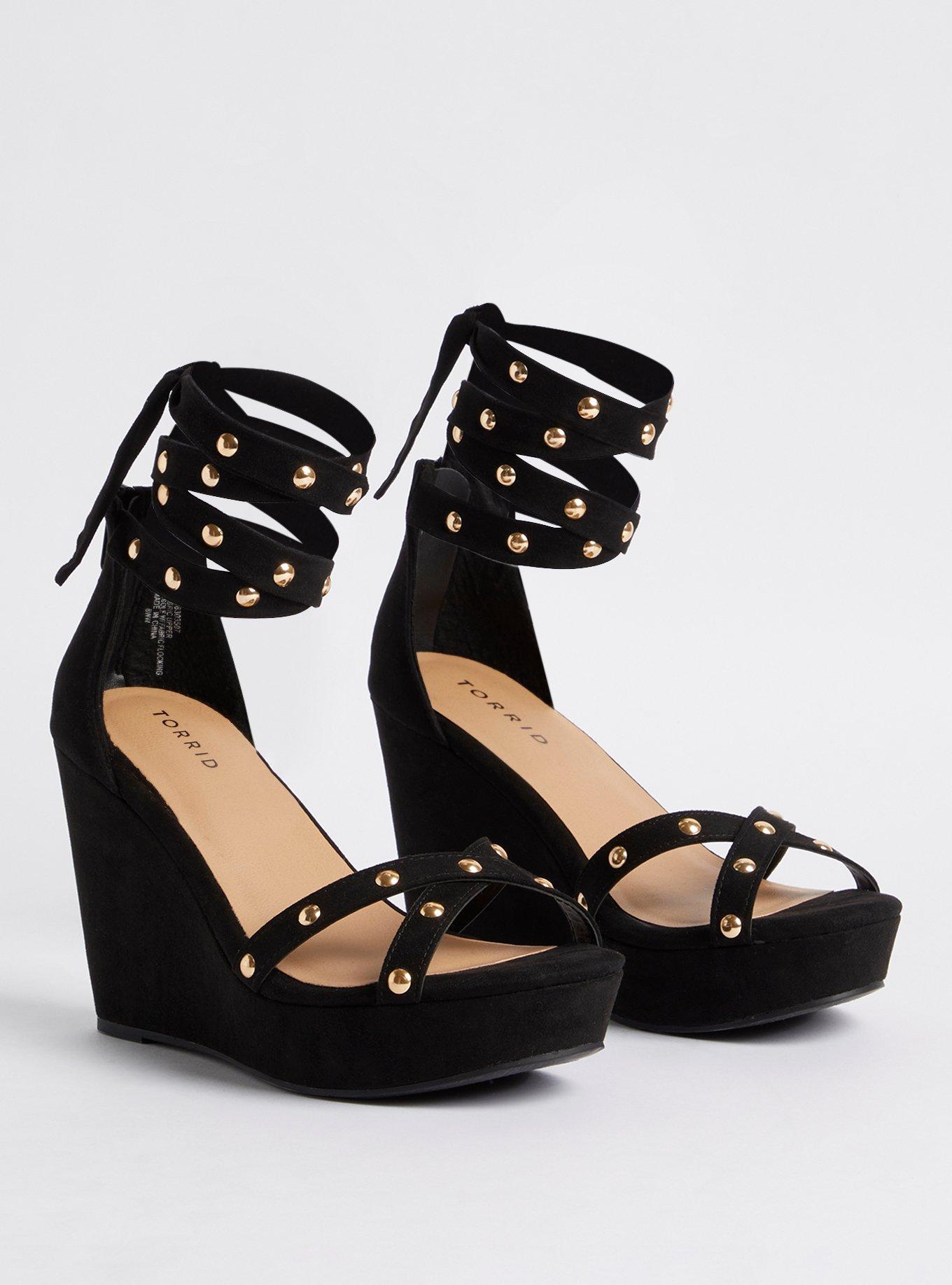 Black best sale studded wedges