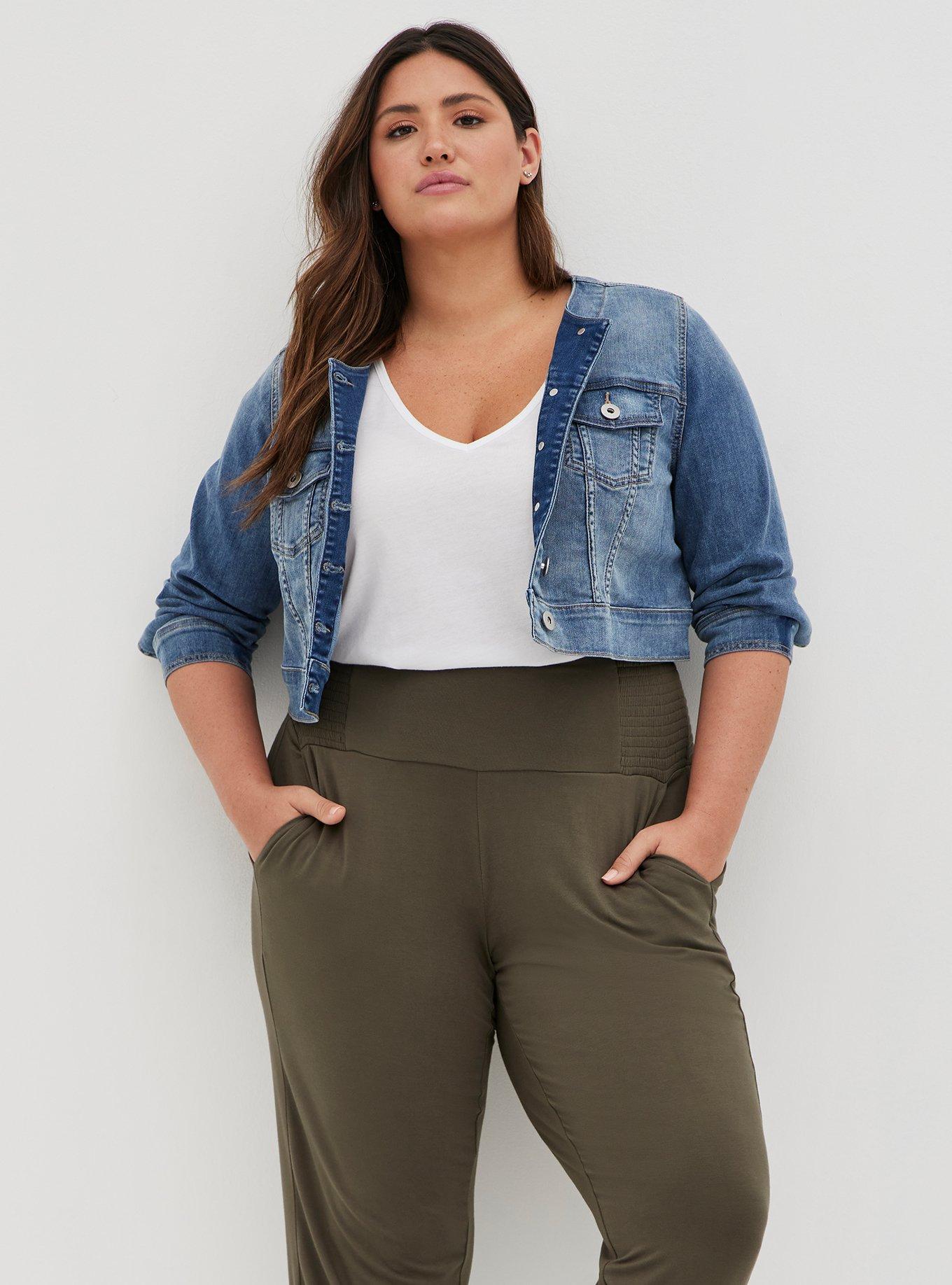  Essentials Women's Pull-On Tapered Pant (Available in  Plus Size) (Previously  Aware), Off-White, XX-Small : Clothing, Shoes  & Jewelry