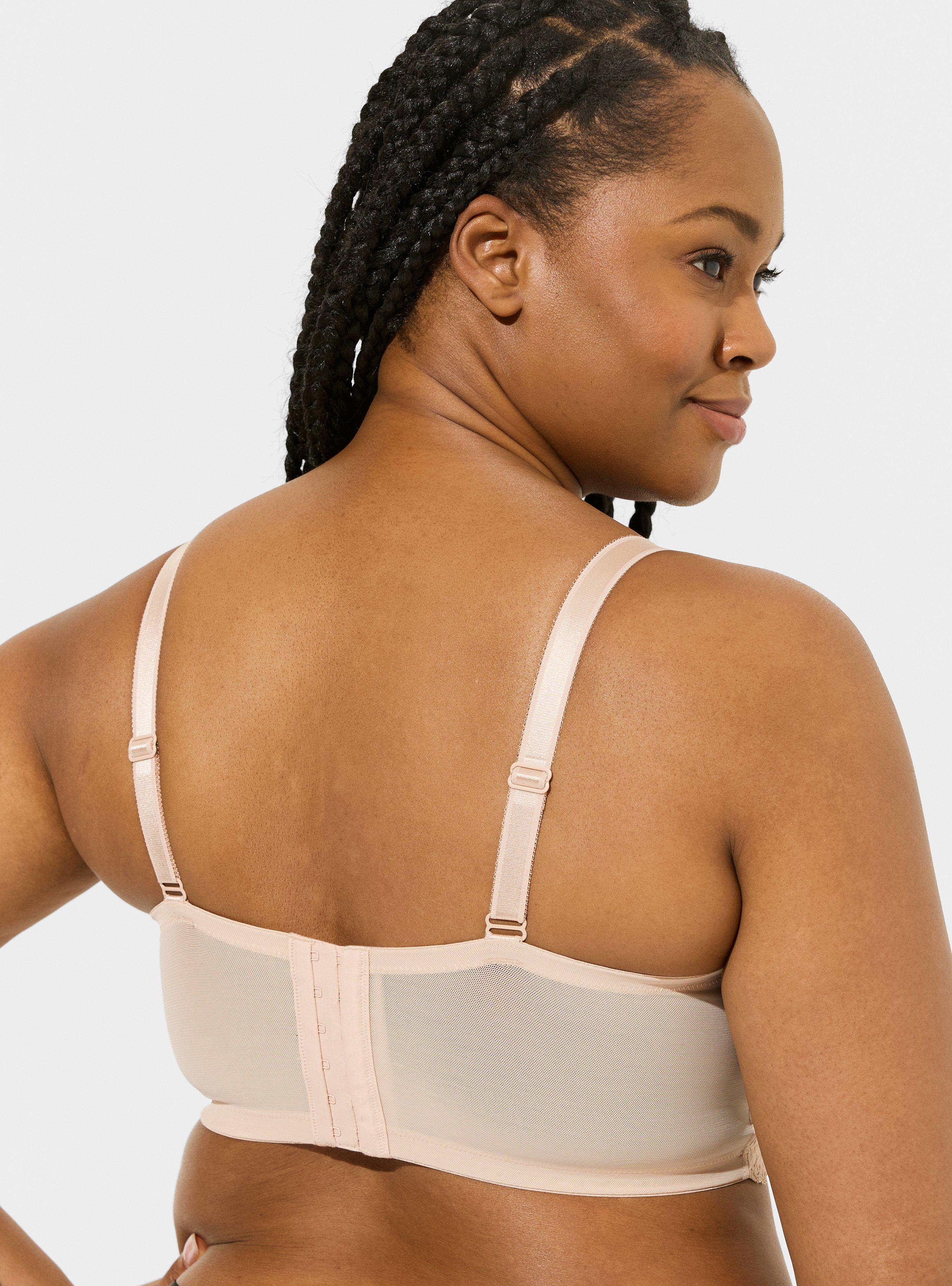 Wide back bra! Helps hide back rolls usually caused by thin straps bra