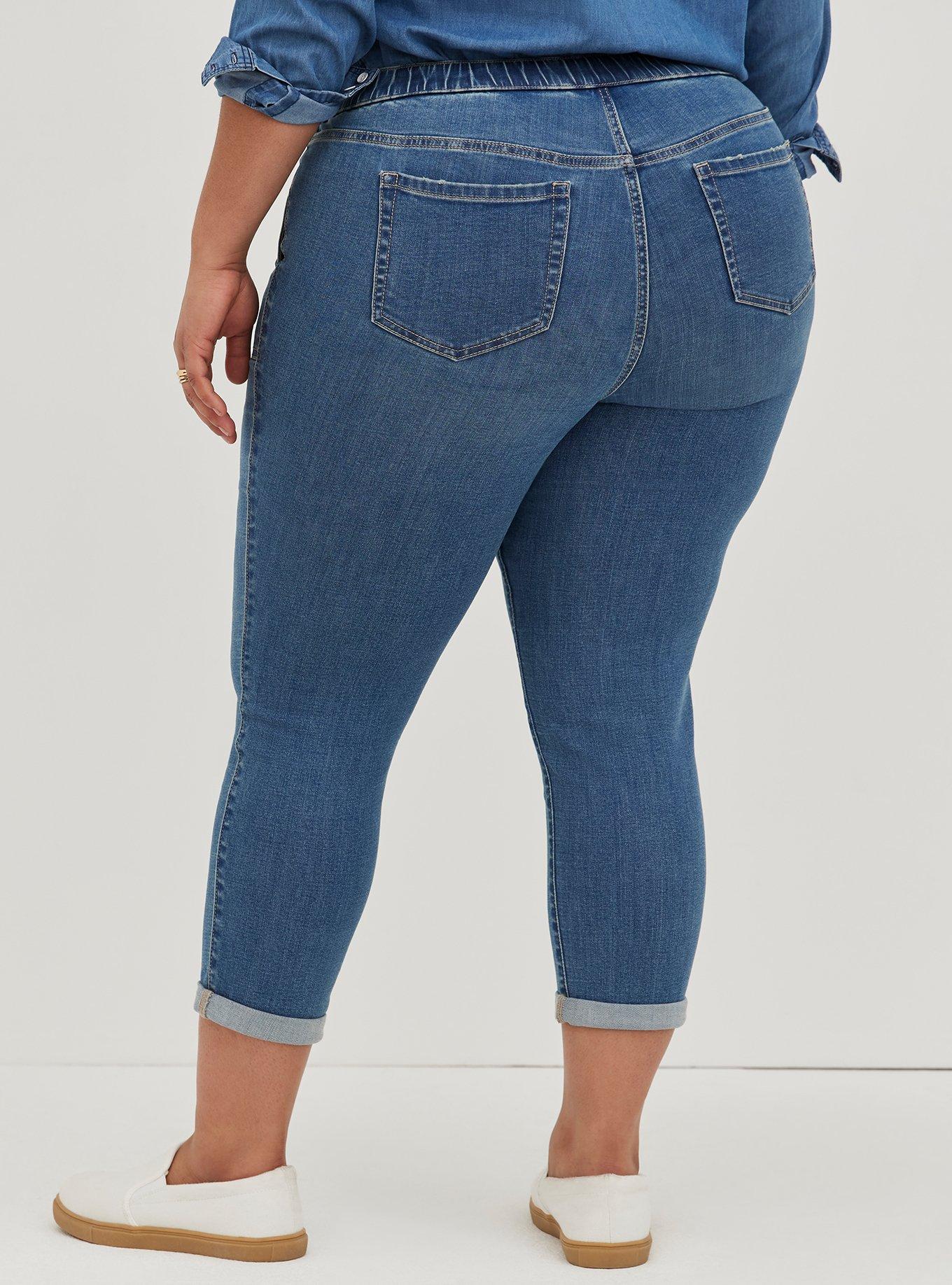 Crop Pull-On Boyfriend Super Soft Mid-Rise Jean, MARITIME, alternate