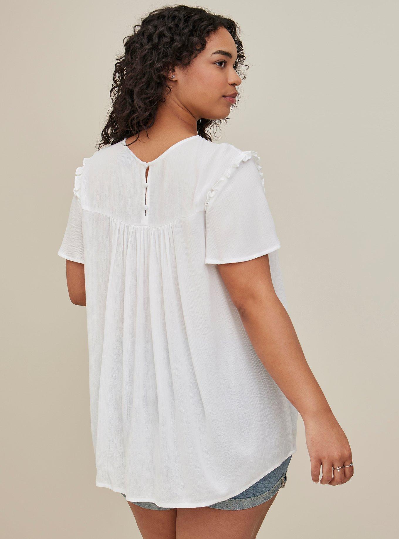 Plus Size Crinkle Gauze Daisy Crochet Trim Top, CLOUD DANCER, alternate