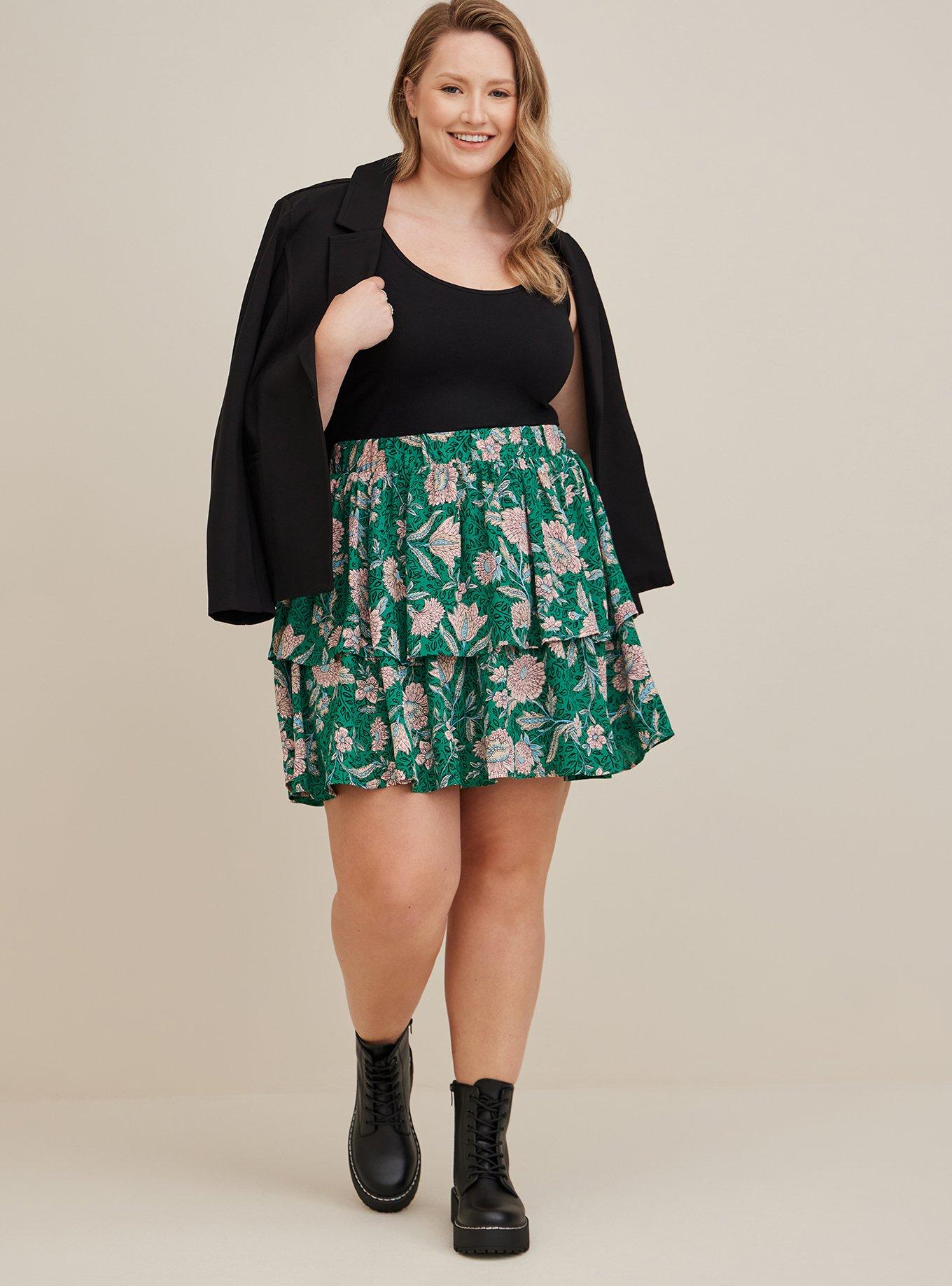 Green mini skater skirt best sale