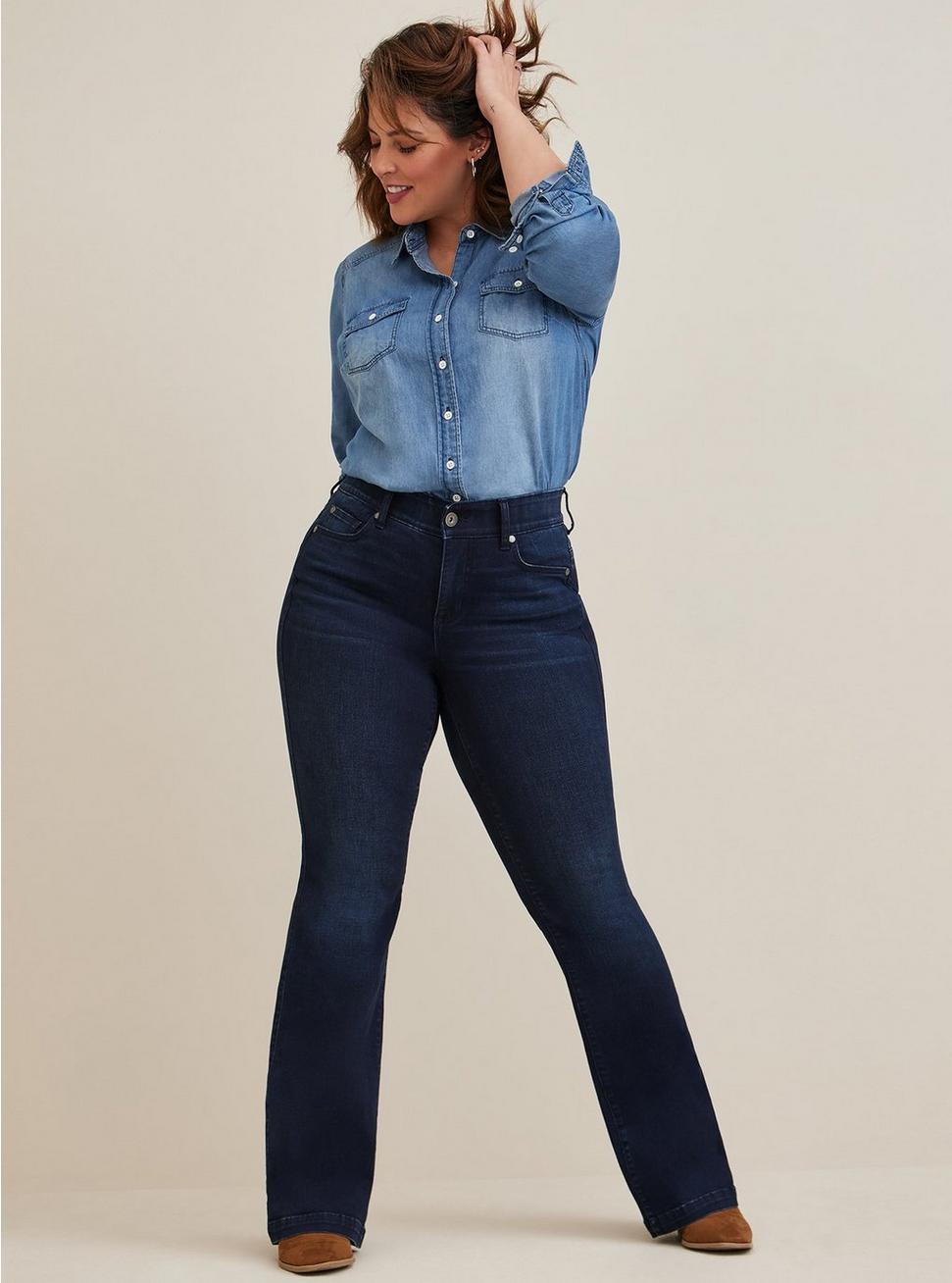 Luxe Slim Boot Super Stretch Mid-Rise Jean, DARK BLUE, hi-res