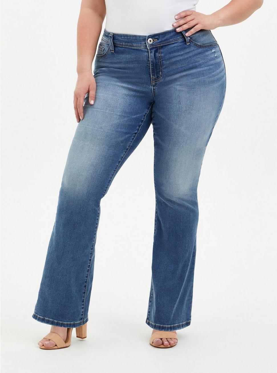 Luxe Slim Boot Super Stretch Mid-Rise Jean, TYPHOON, hi-res