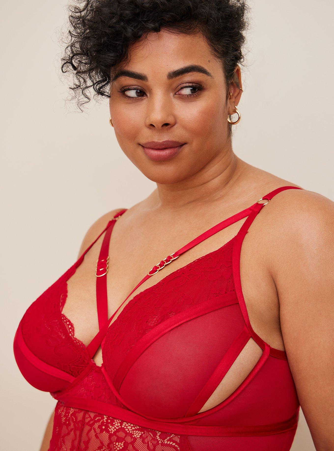 NWT TORRID SIZE 48B PUSH-UP PLUNGE STRAPPY V BRA - LACE RED
