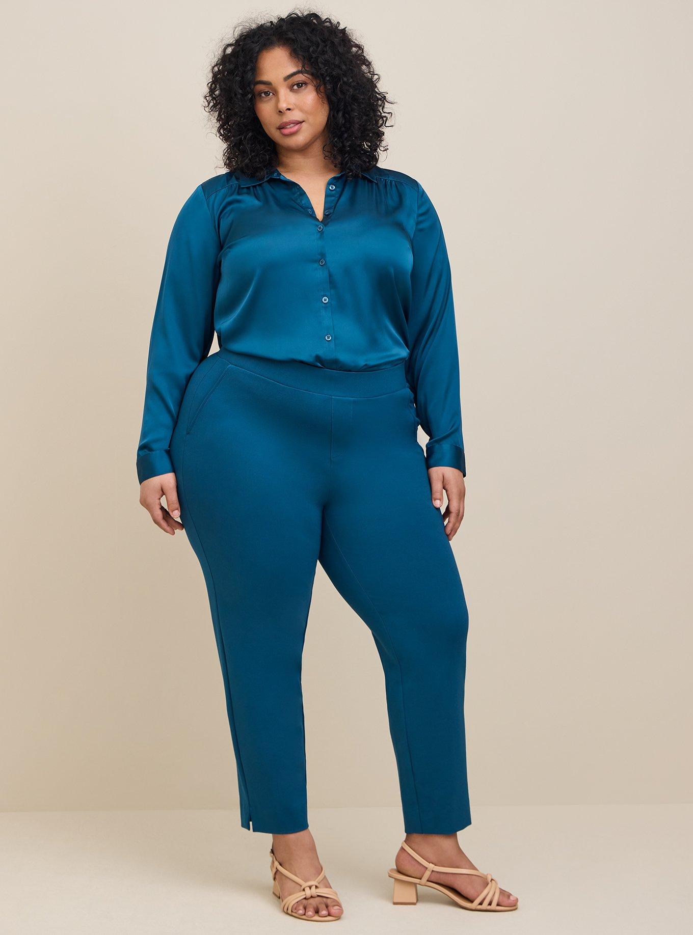 Plus Size Clothing in Halifax, NS at Torrid