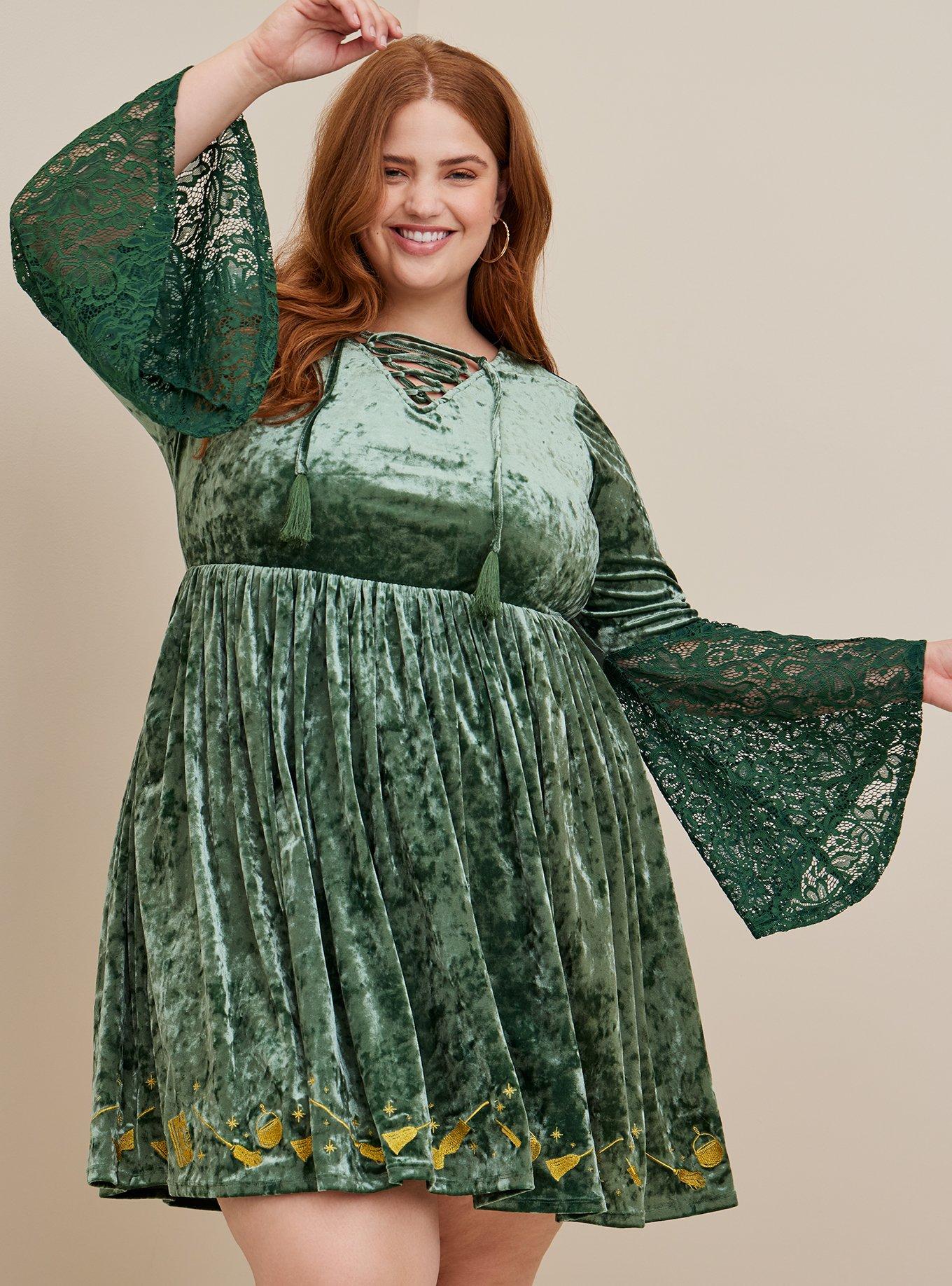 NWT Torrid Plus Size 4 4X 26 DARK GREEN WIDE LACE SHINE CHEEKY