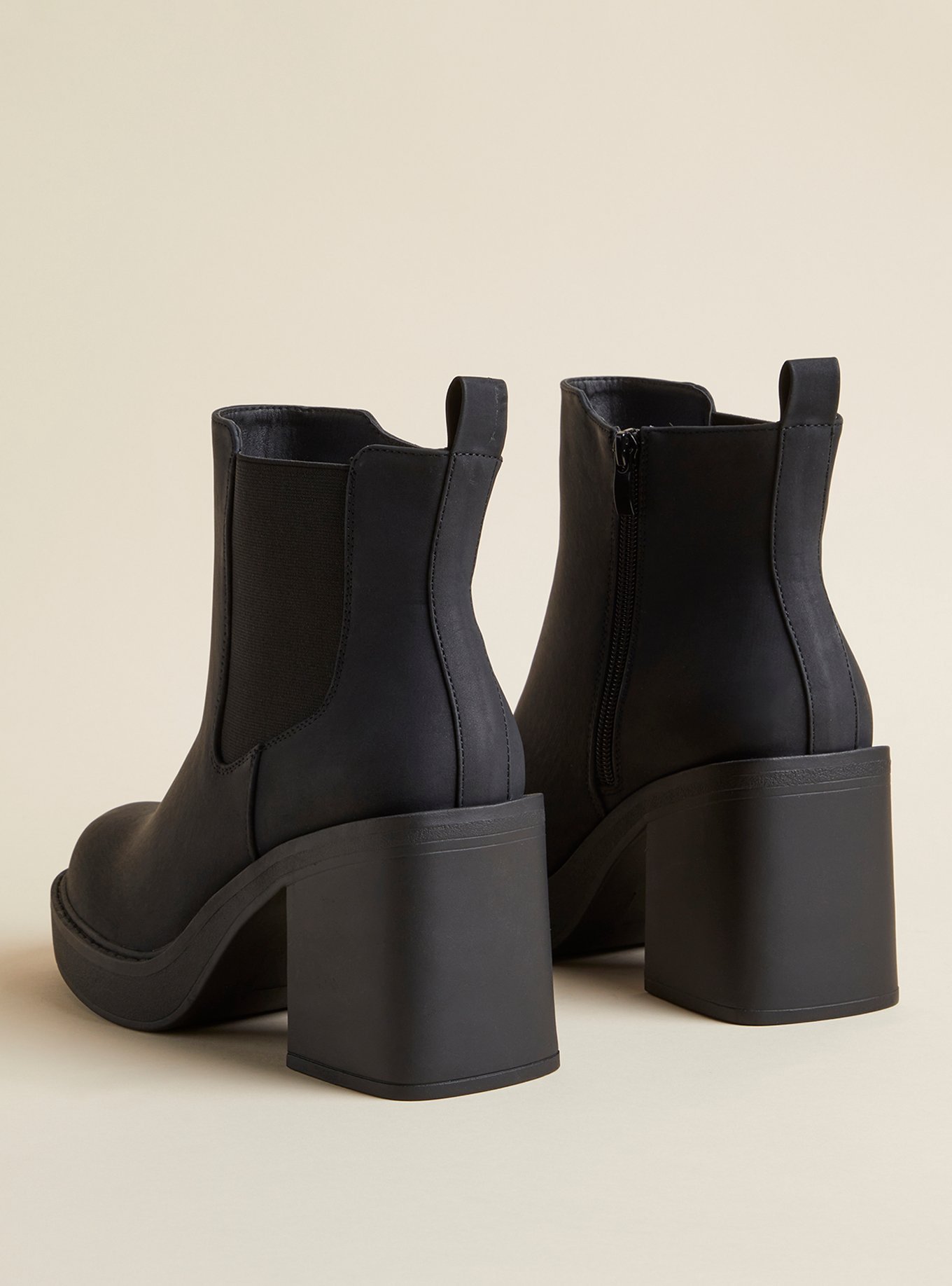 Plus Size - Platform Chelsea Bootie (WW) - Torrid