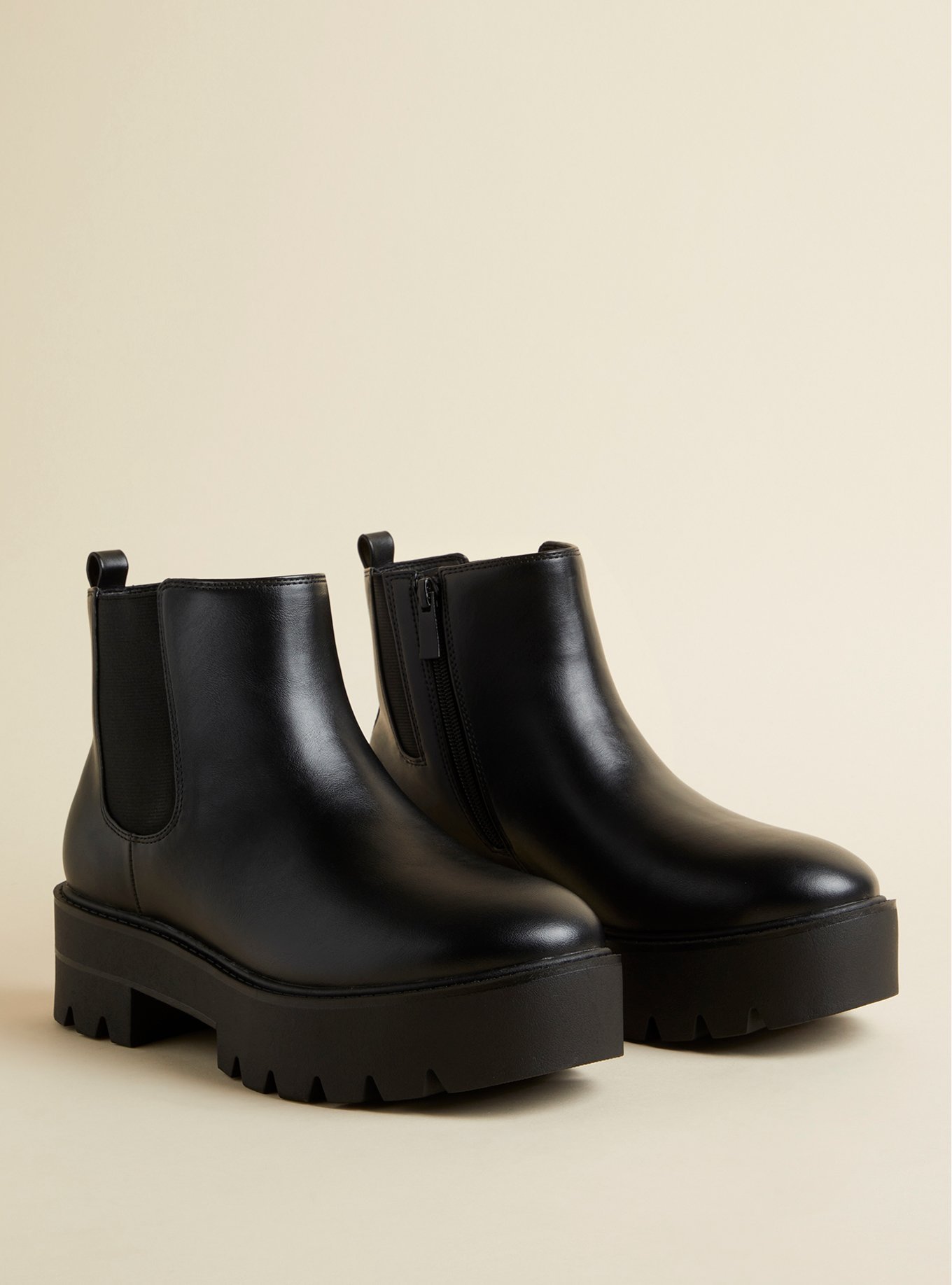 Plus Size - Platform Chelsea Bootie (WW) - Torrid