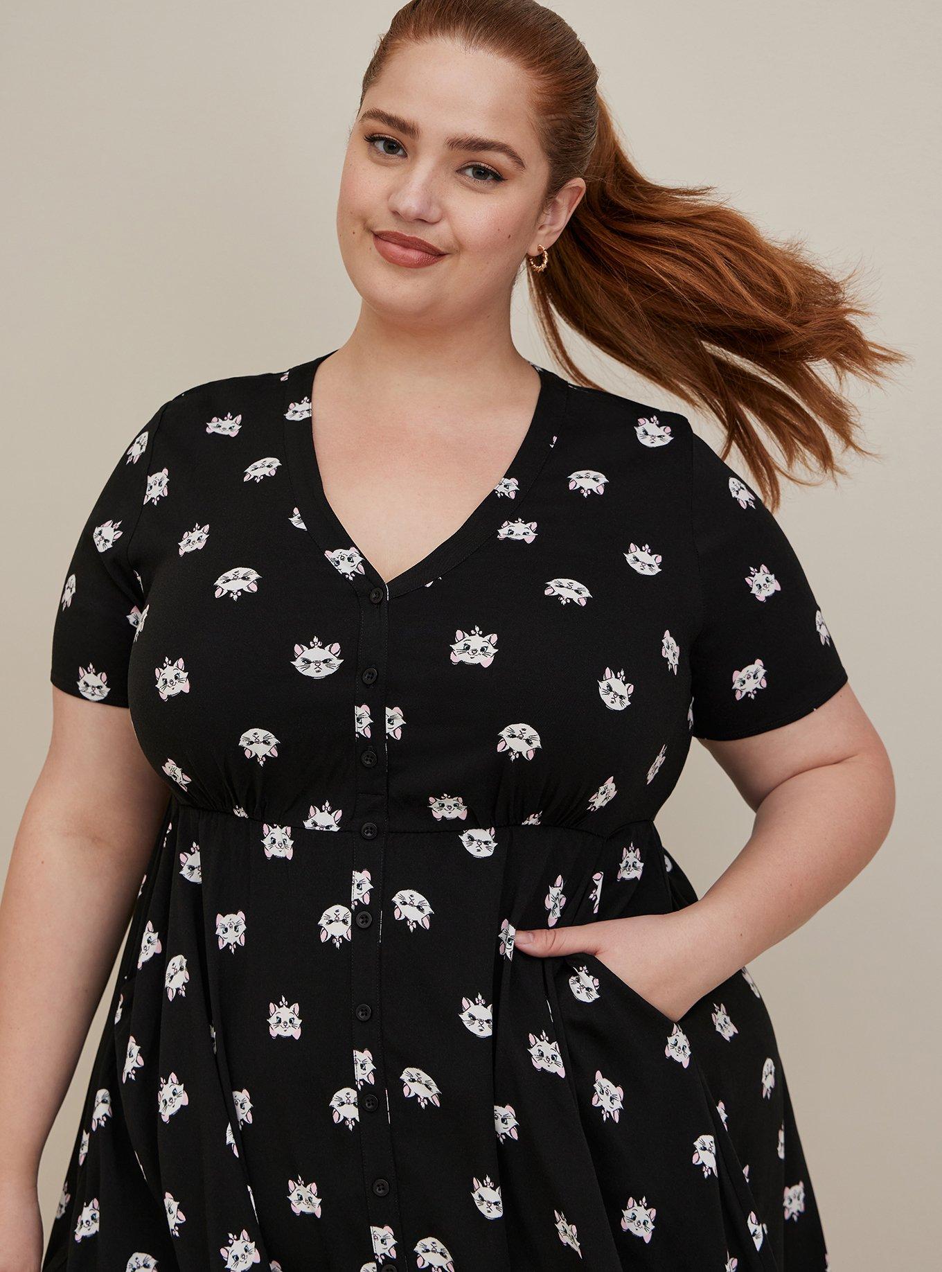 Tokyo Disneyland + Torrid - The Fat Girls Guide