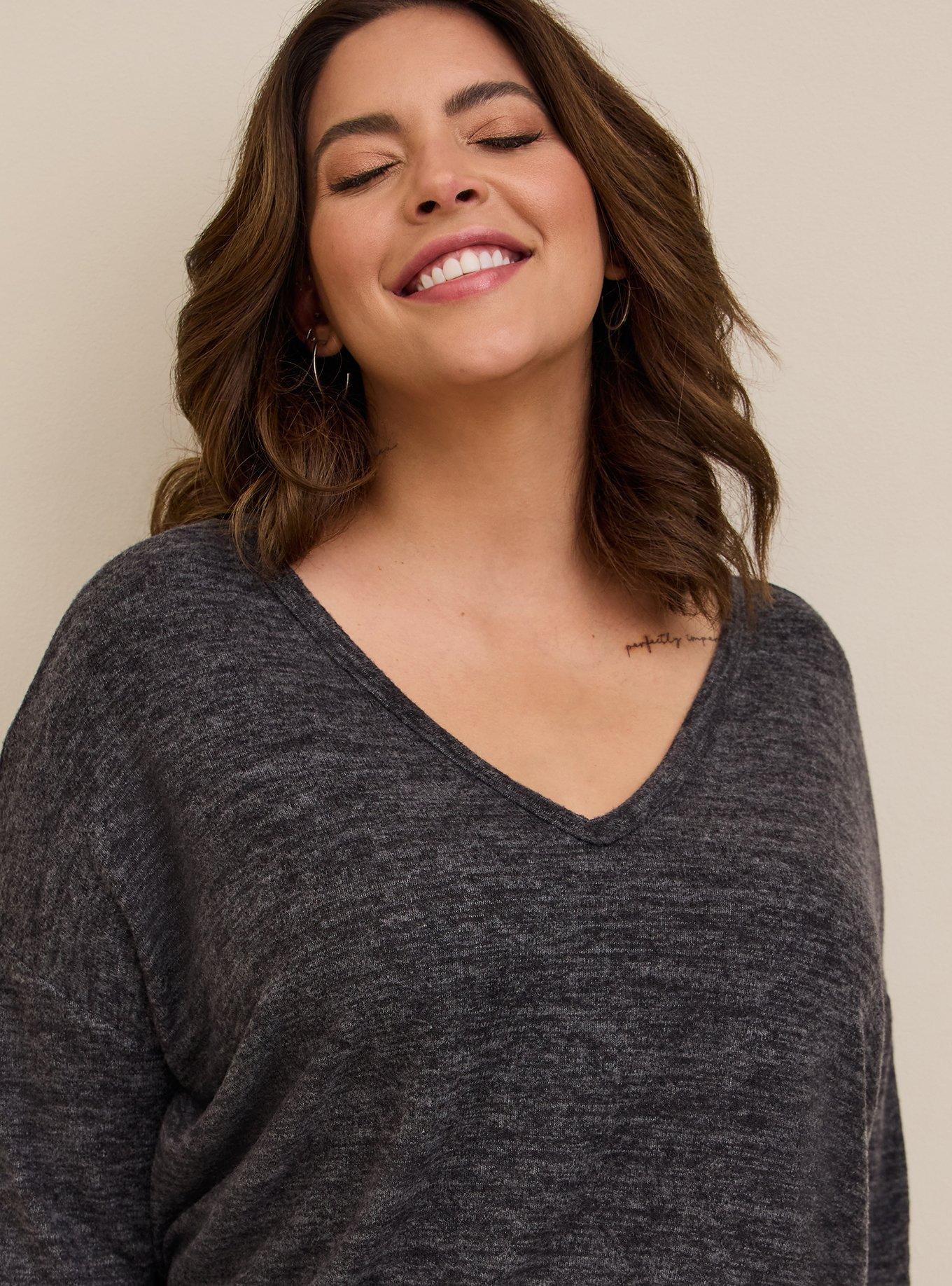 Plus Size Relaxed Fit Super Soft Plush V-Neck Drop Shoulder Top, DEEP BLACK, alternate