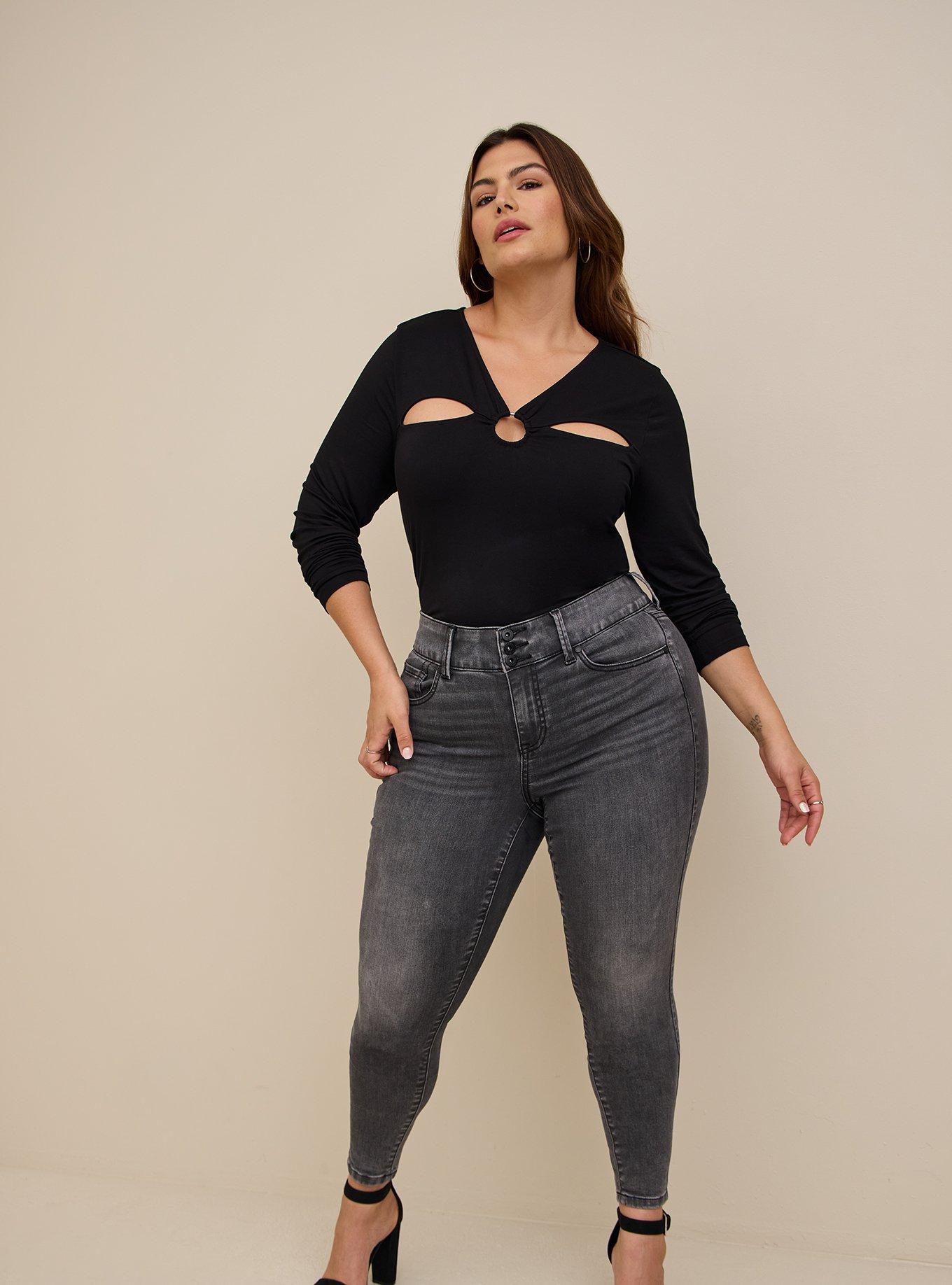 Super Soft O-Ring Detail And Cutouts Long Sleeve Top, DEEP BLACK, alternate