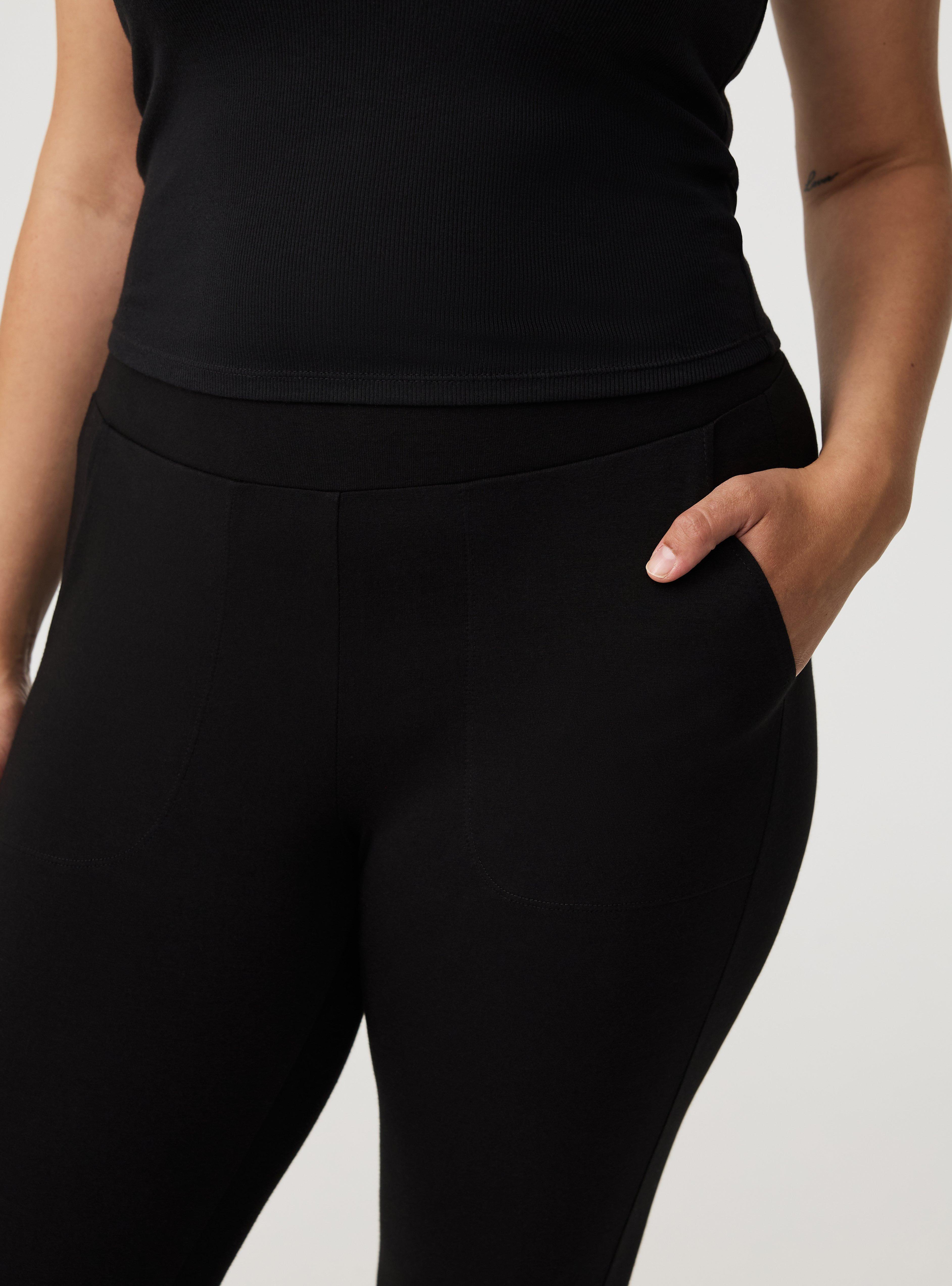 Capri Signature Waist Pocket Legging
