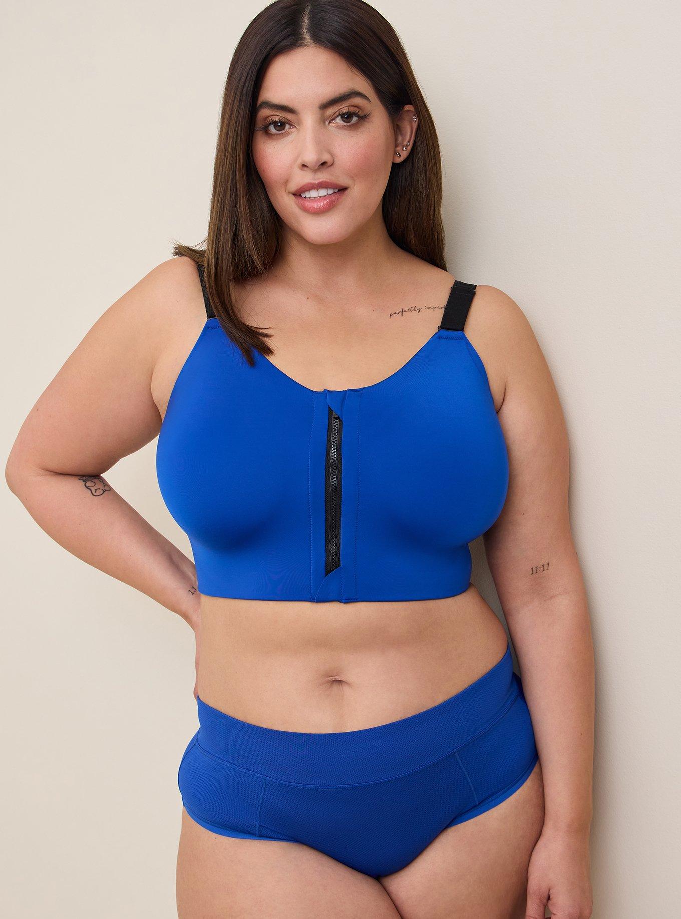 Core 10 High Support DD+ Underwire Front-Zip Sports Bra, 17 Cute and  Seriously Affordable Workout Clothes For Curvy Women — All From