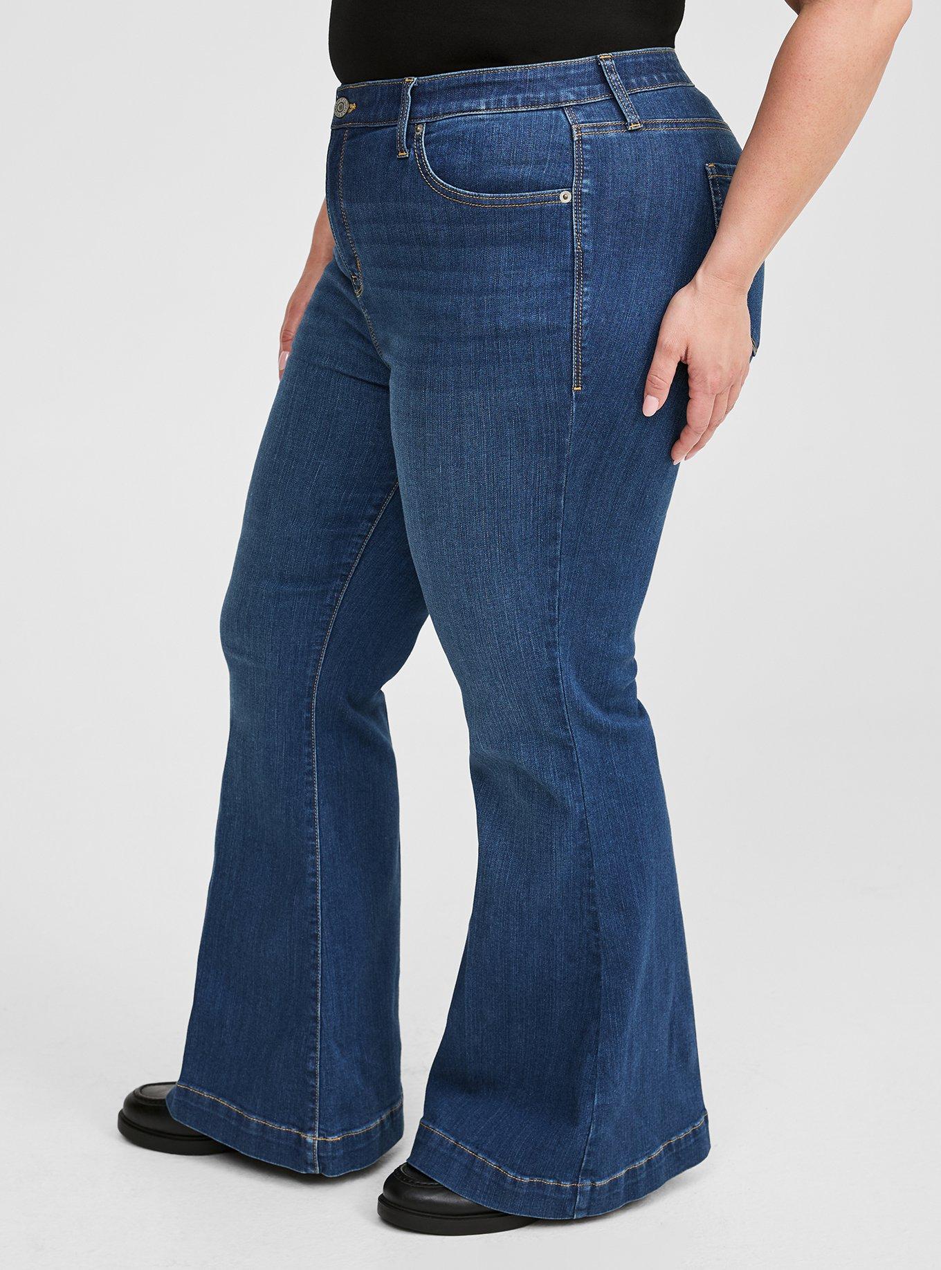 Stretch flare hotsell jeans plus size