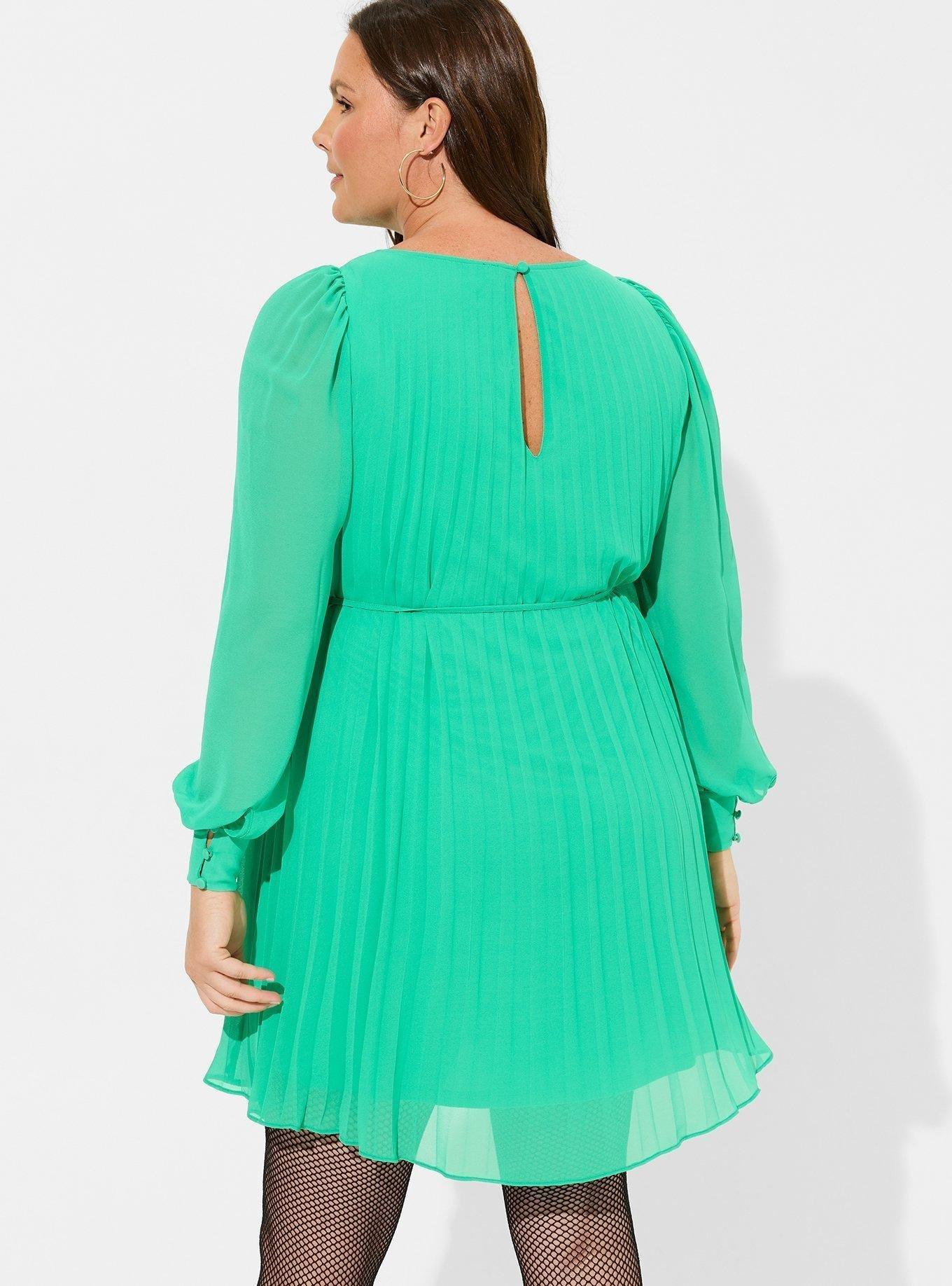 A-line Floor-Length Chiffon Pleated Dress Mint Green Plus Size
