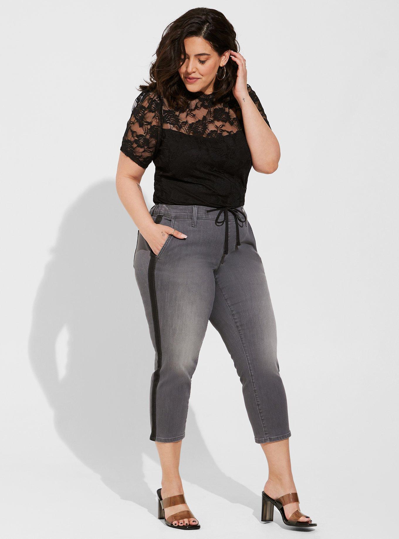 Crop Pull-On Weekend Straight Super Soft Mid-Rise Jean