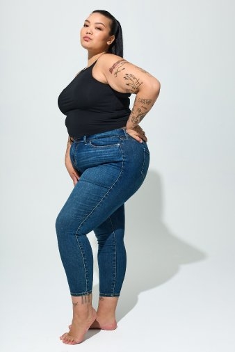 Headshot | Full Body Front | Full Body Side