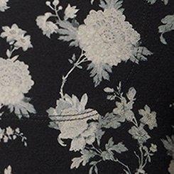 Pedal Pusher Pocket Legging, DEEP BLOOMS DEEP BLACK, swatch