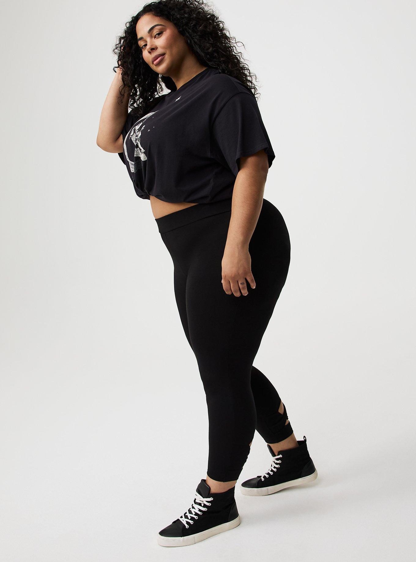 Plus Size - Crop Signature Waist Keyhole Pocket Legging - Torrid