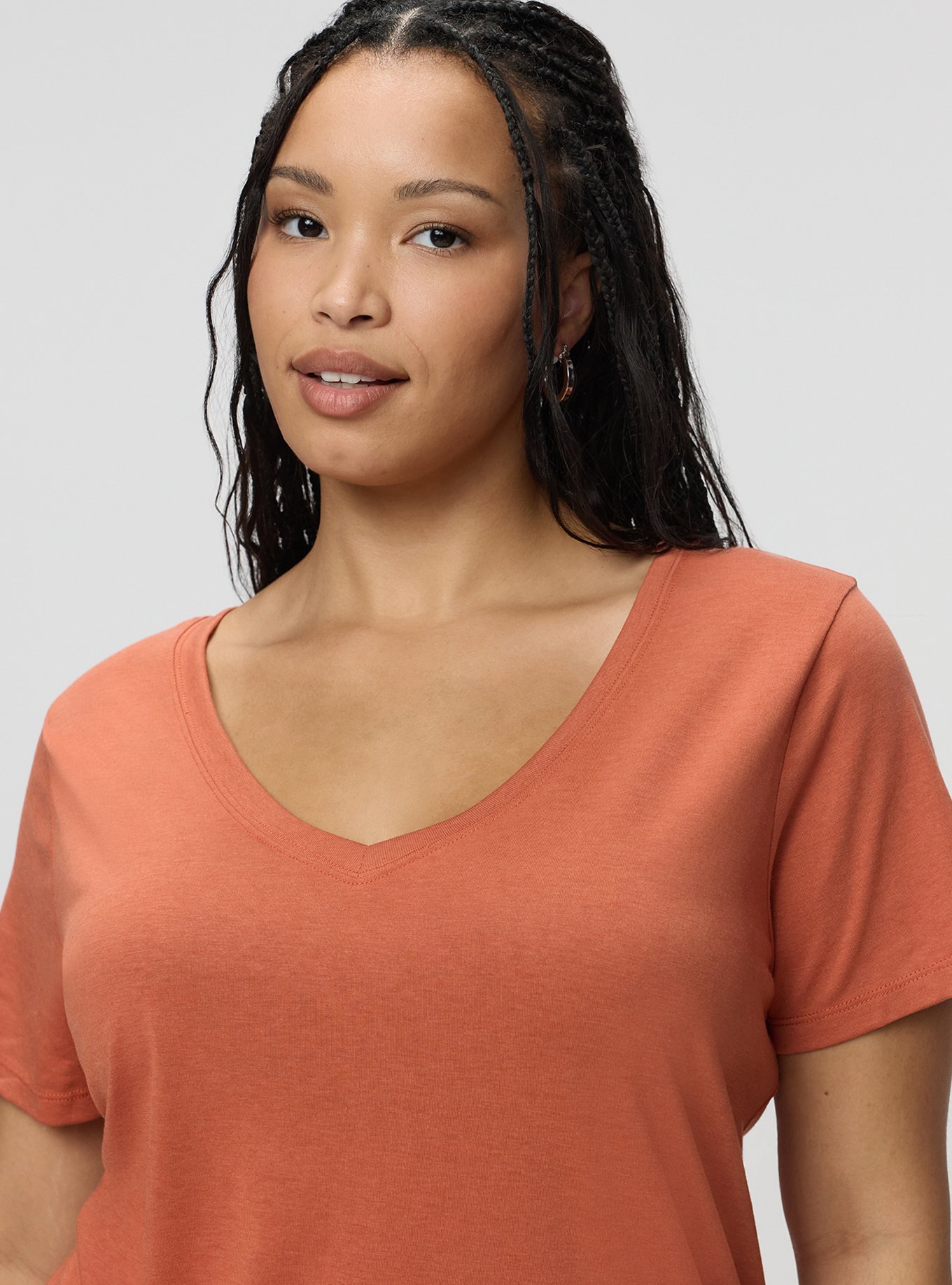 Girlfriend Signature Jersey V-Neck Tee, ARAGON, alternate