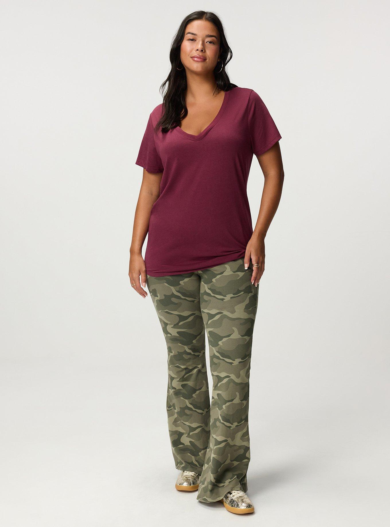 Girlfriend Signature Jersey V-Neck Tee, MAROON BANNER, alternate