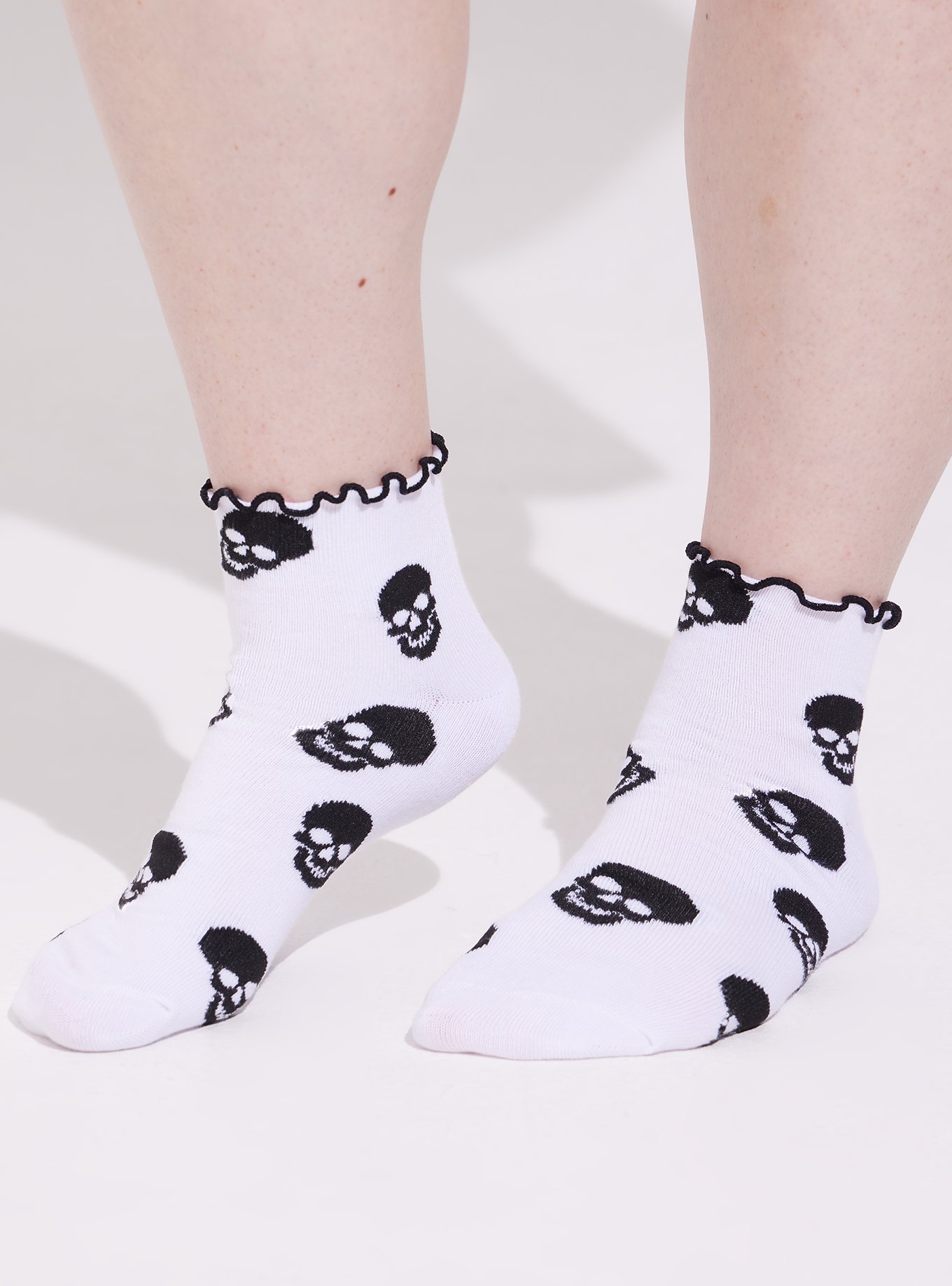 Plus Size - 2 Pk Ruffle Shortie Socks - Torrid