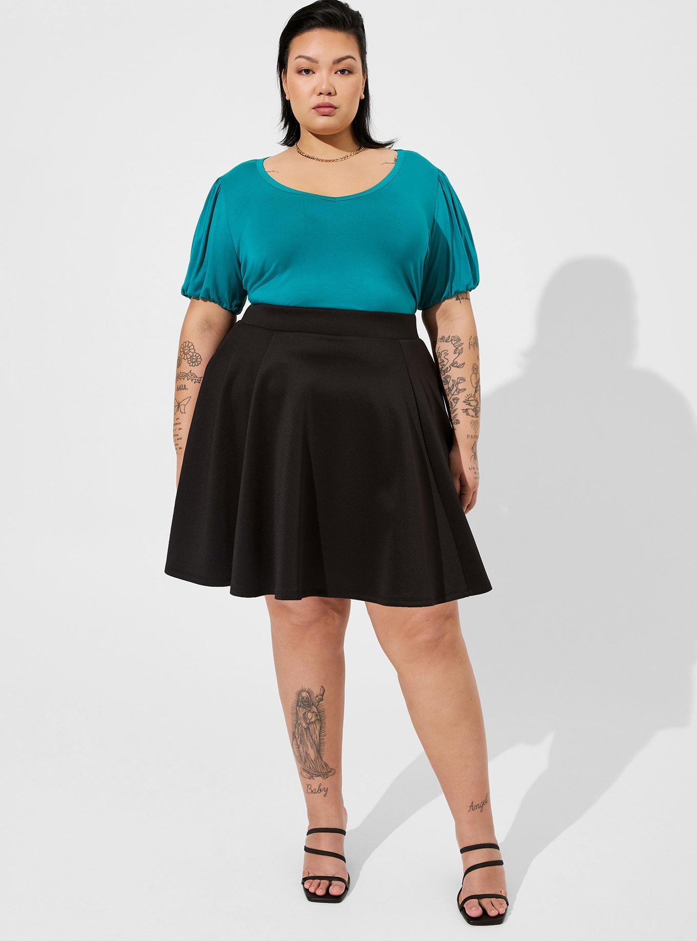 Super Soft V-Neck Smocked Cuff Puff Sleeve Sleeve Tee, FANFARE, alternate