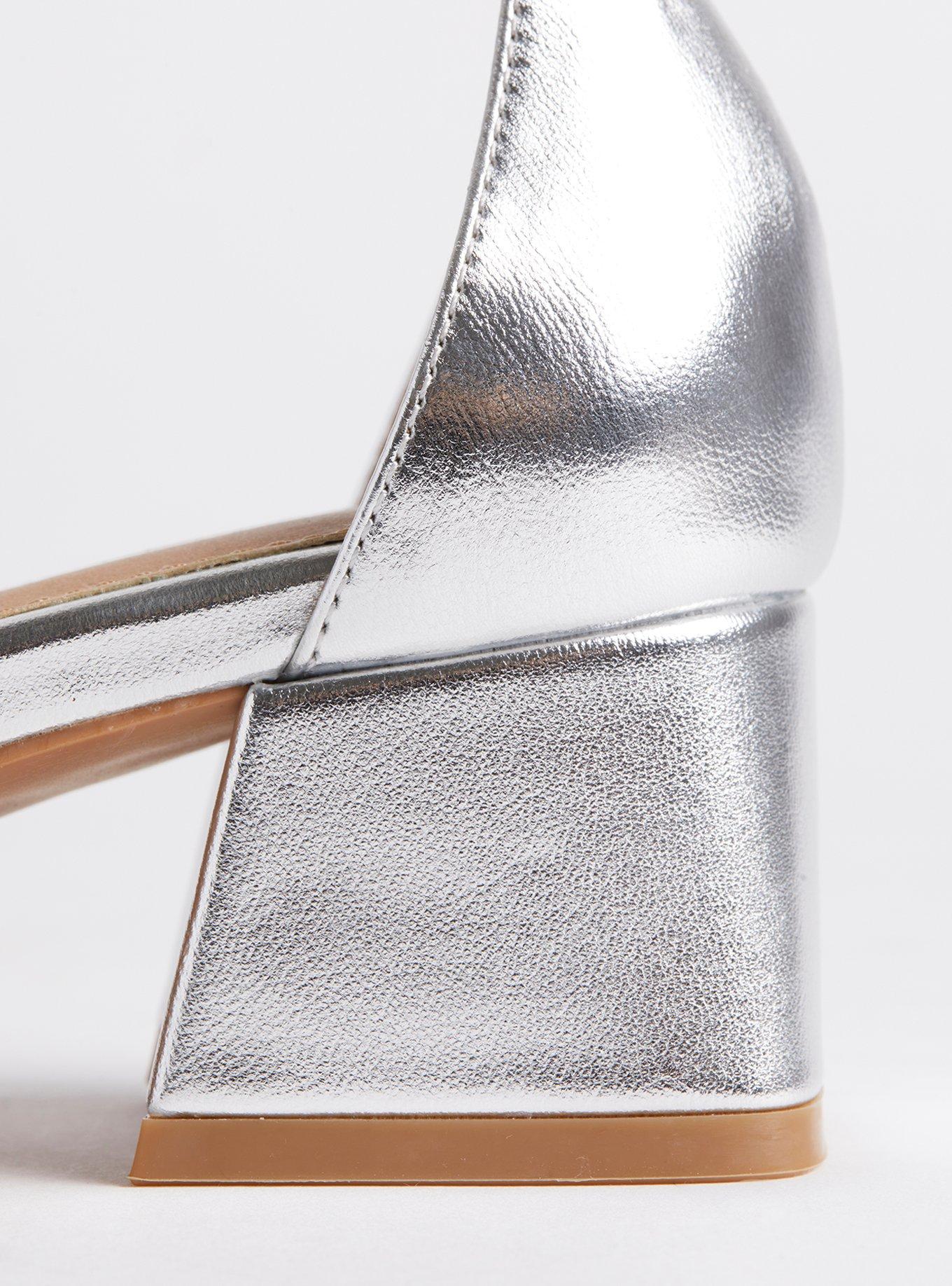 Embellished Block Heel Sandal (WW)