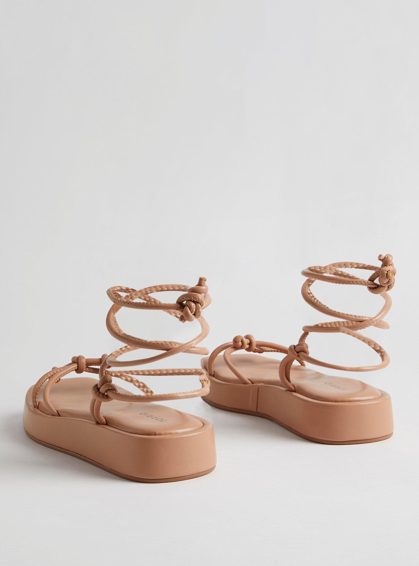 Tie Ankle Strappy Flatform Sandal (WW