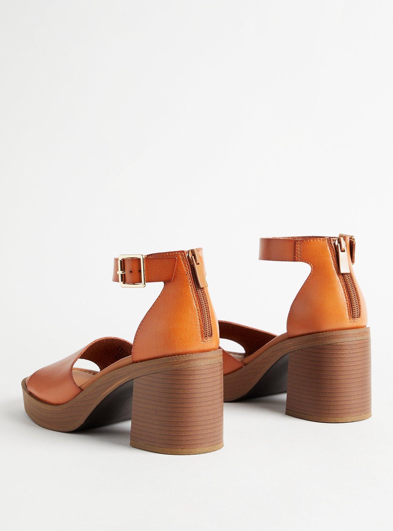 Block Heel Sandal (WW