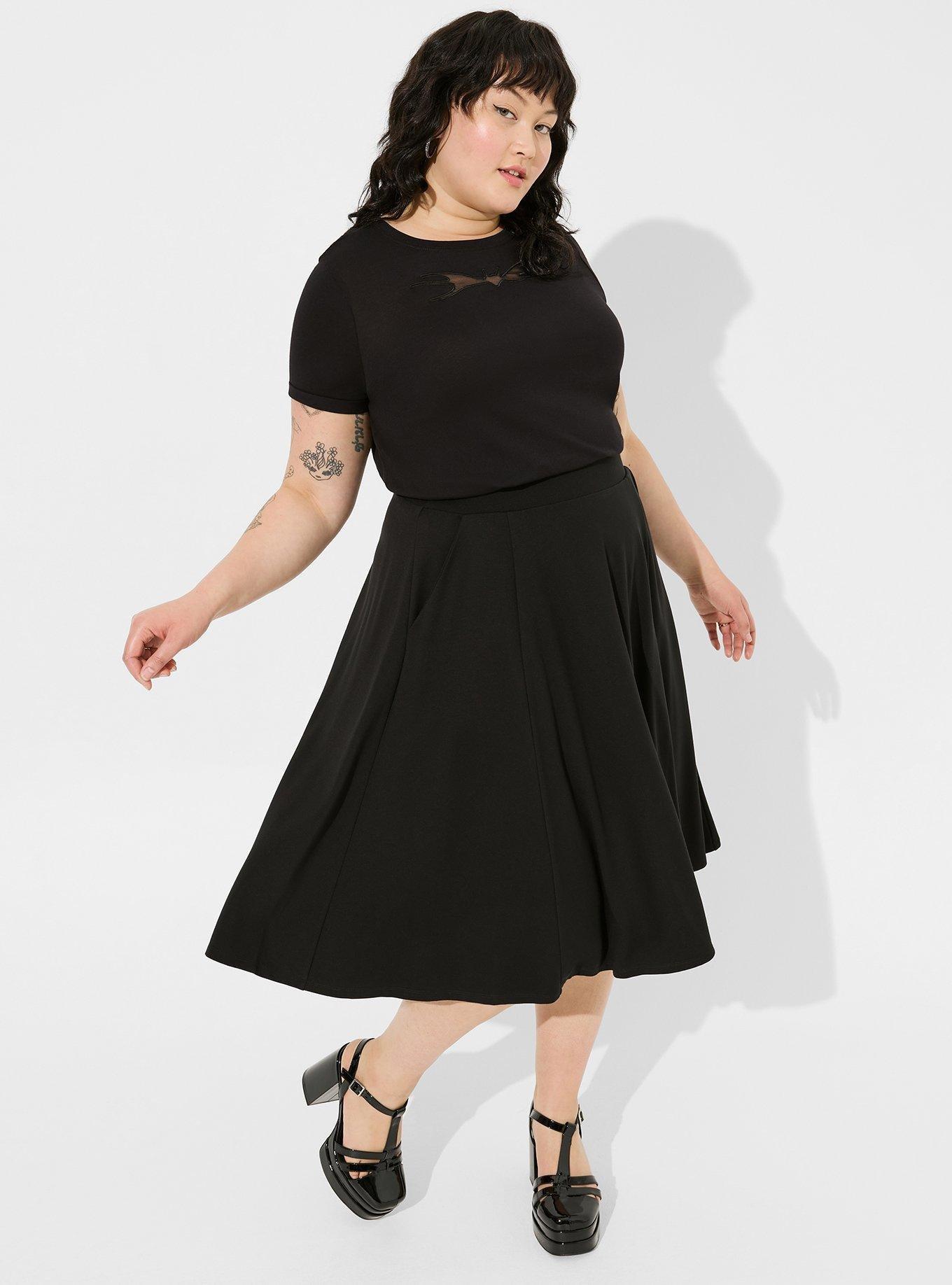 Disney NIghtmare Before Christmas Classic Fit Laser Cut Roll Sleeve Tee, DEEP BLACK, alternate