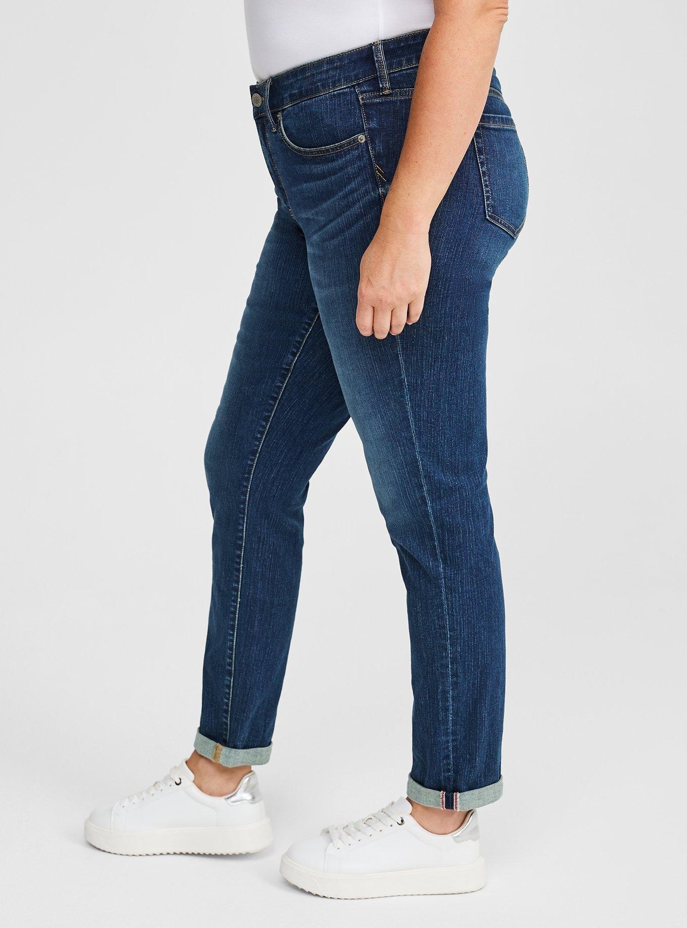 Perfect Boyfriend Mid-Rise Jean