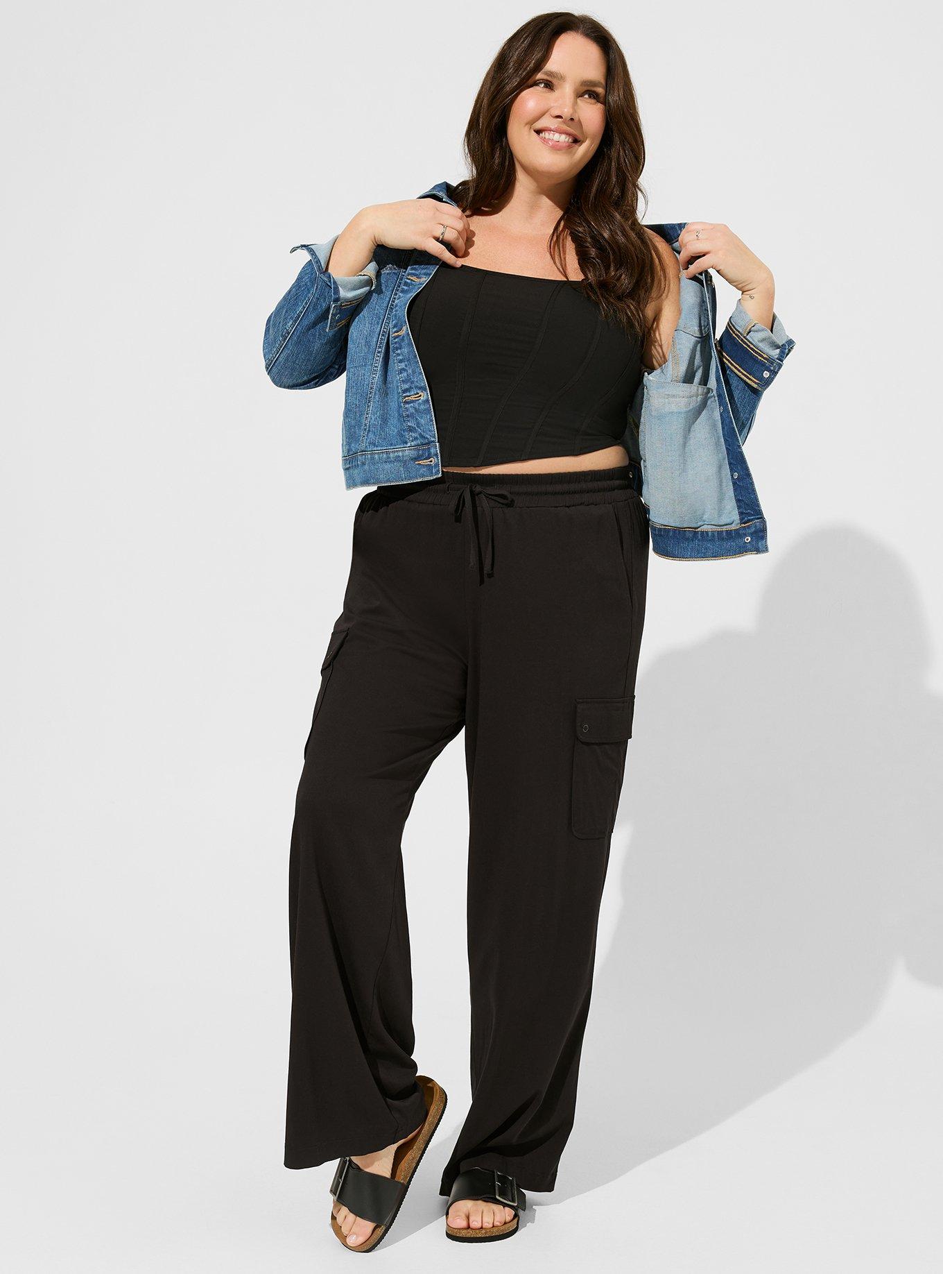 Plus Size - Pull-On Weekend Straight Stretch Twill Cargo Mid-Rise Pant -  Torrid