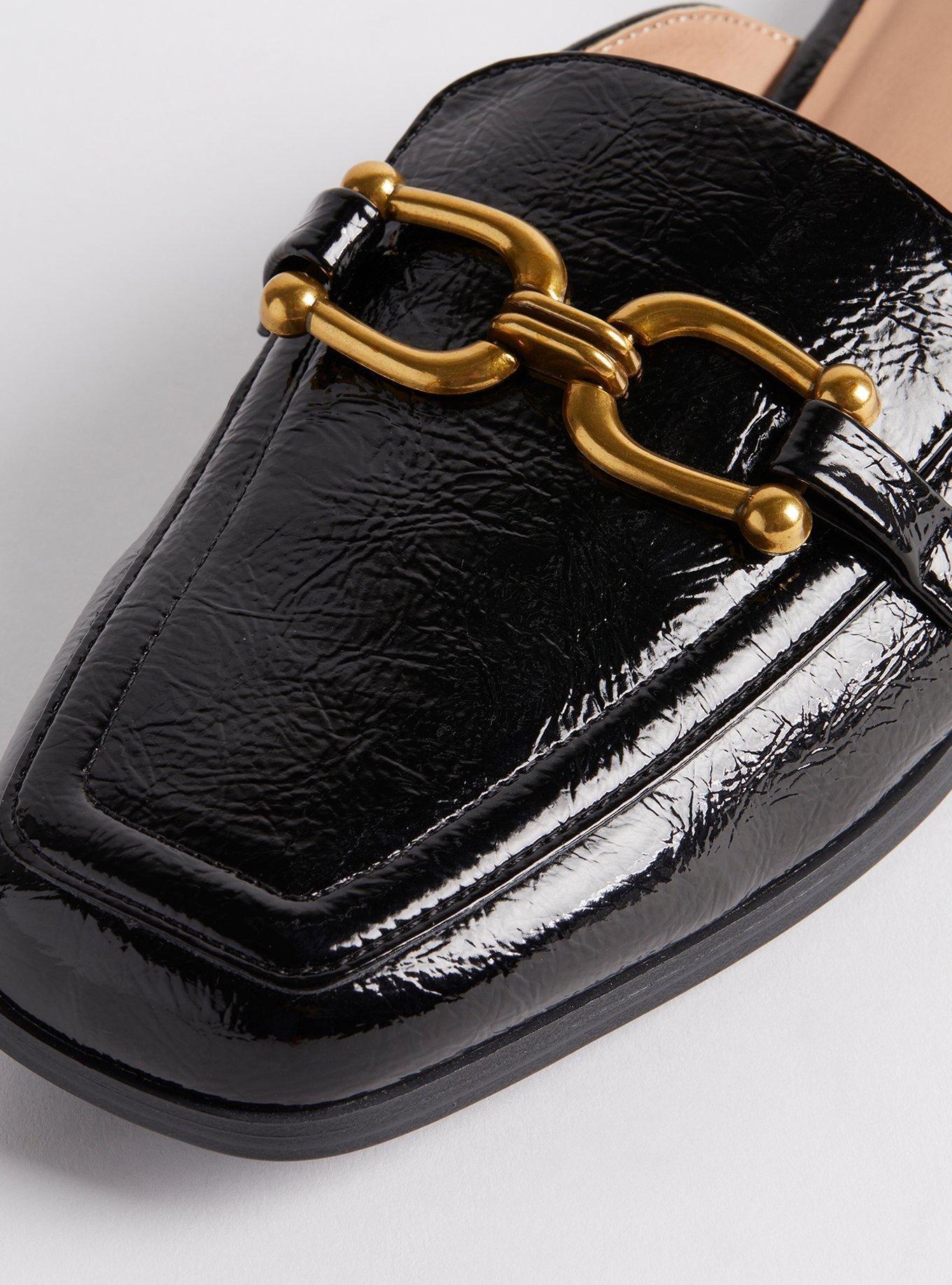 Mule with Hardware (WW)